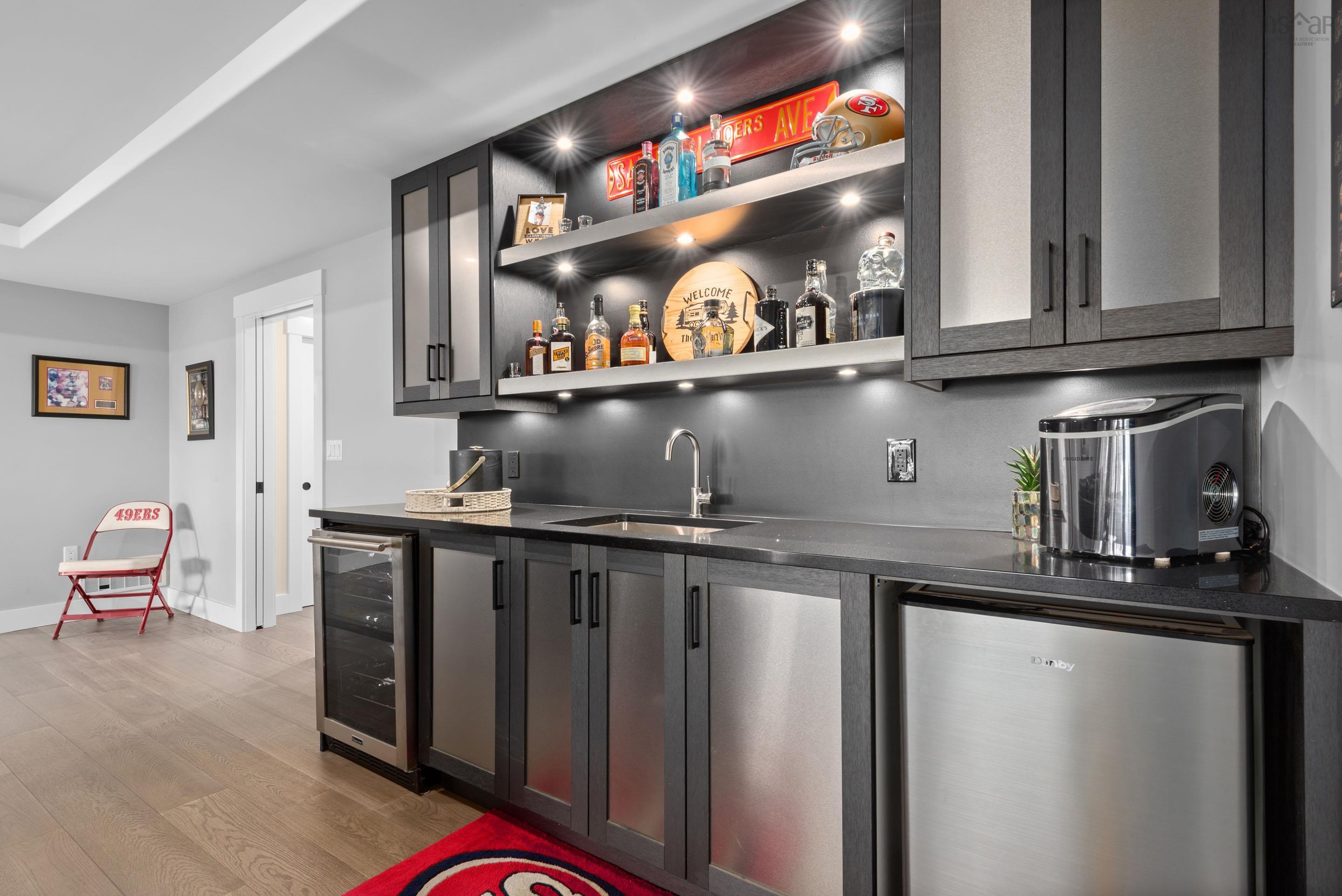 $1,650,000.00: 70 Everlina Lane, Windsor Junction