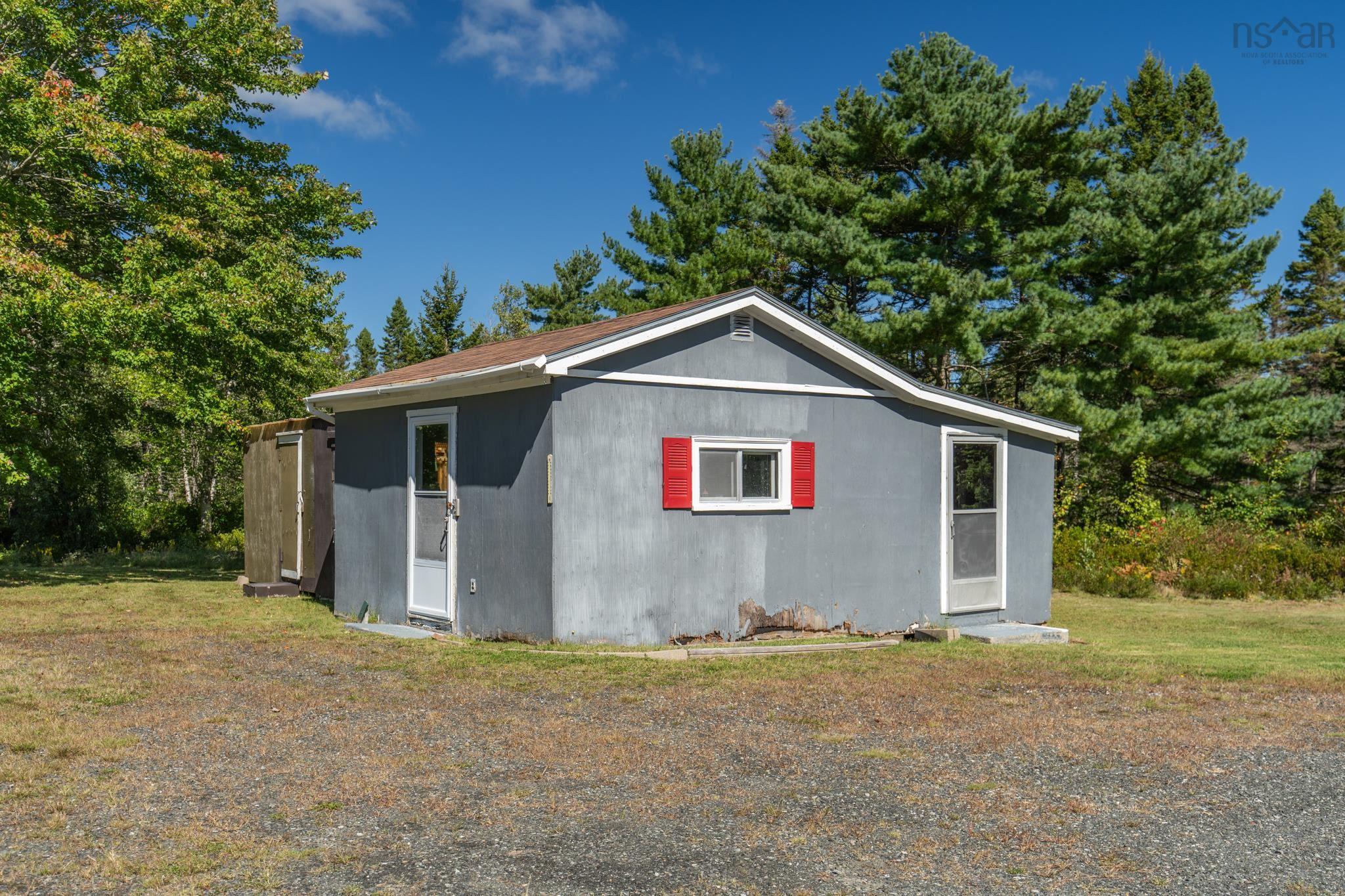 $349,900.00: 4991 Highway 308, Belleville North