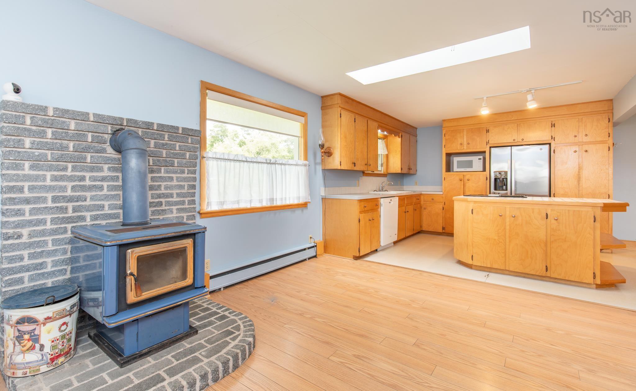 $349,900.00: 306 Pleasant Street, Yarmouth