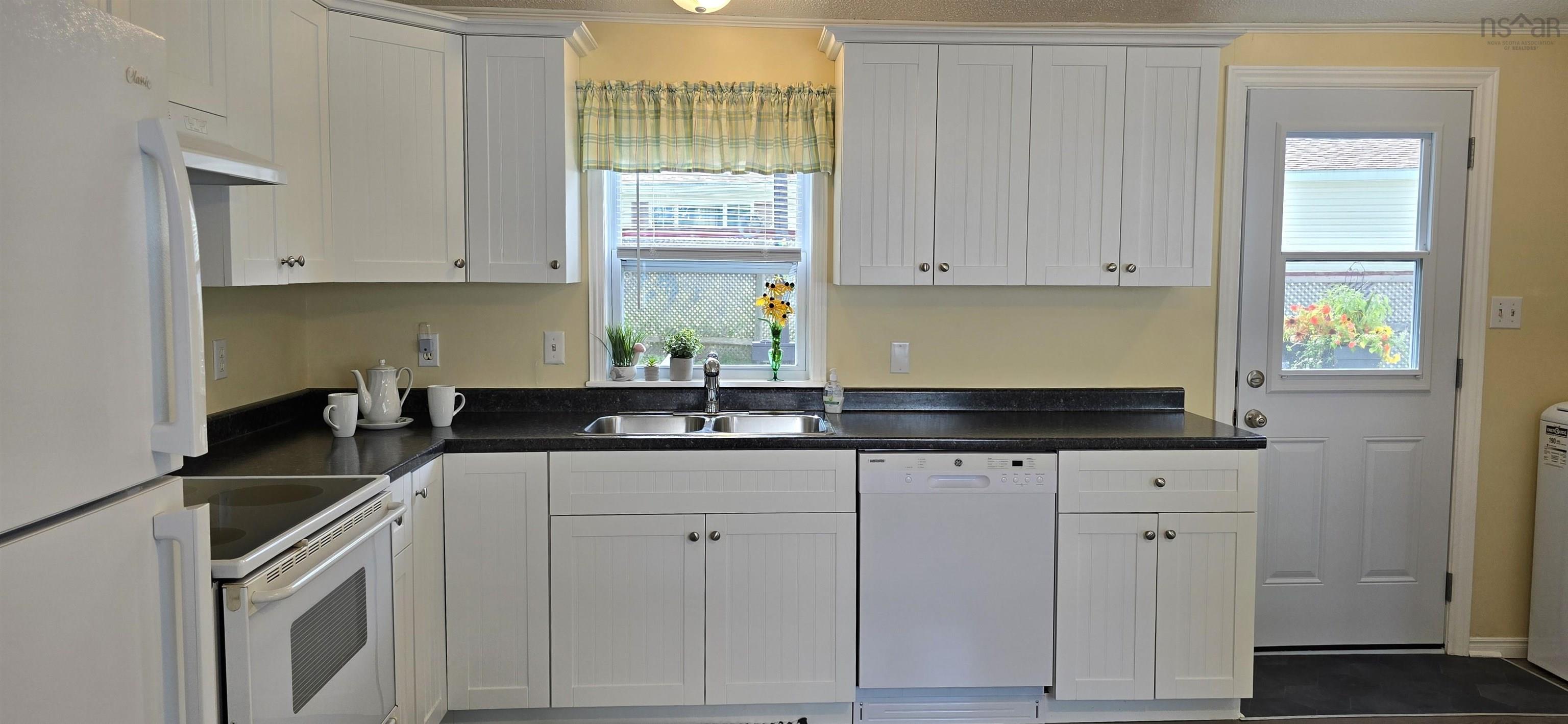 $173,900.00: 33 Spring Crescent, Bridgewater