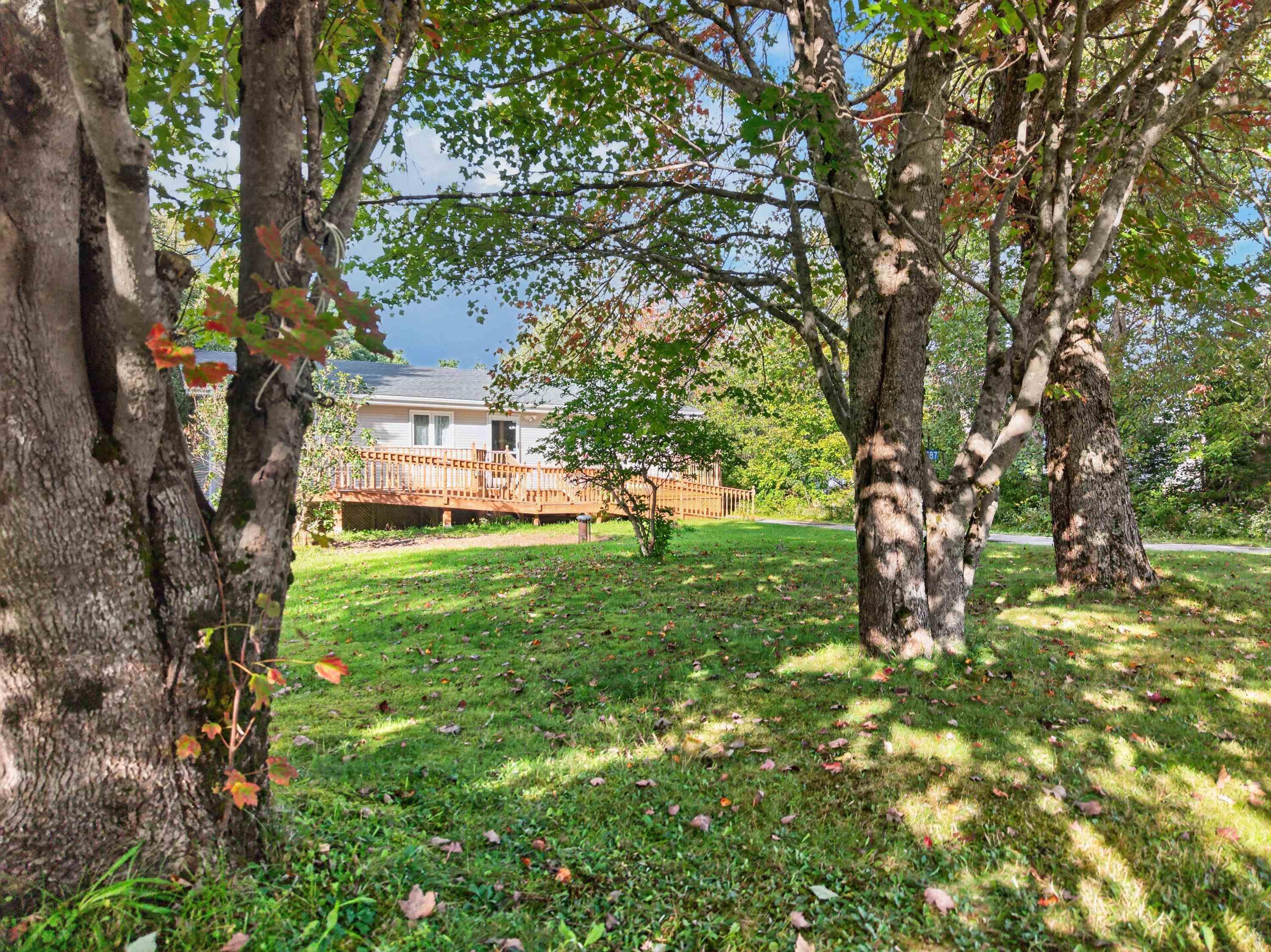 $424,900.00: 2587 Sackville Drive, Upper Sackville
