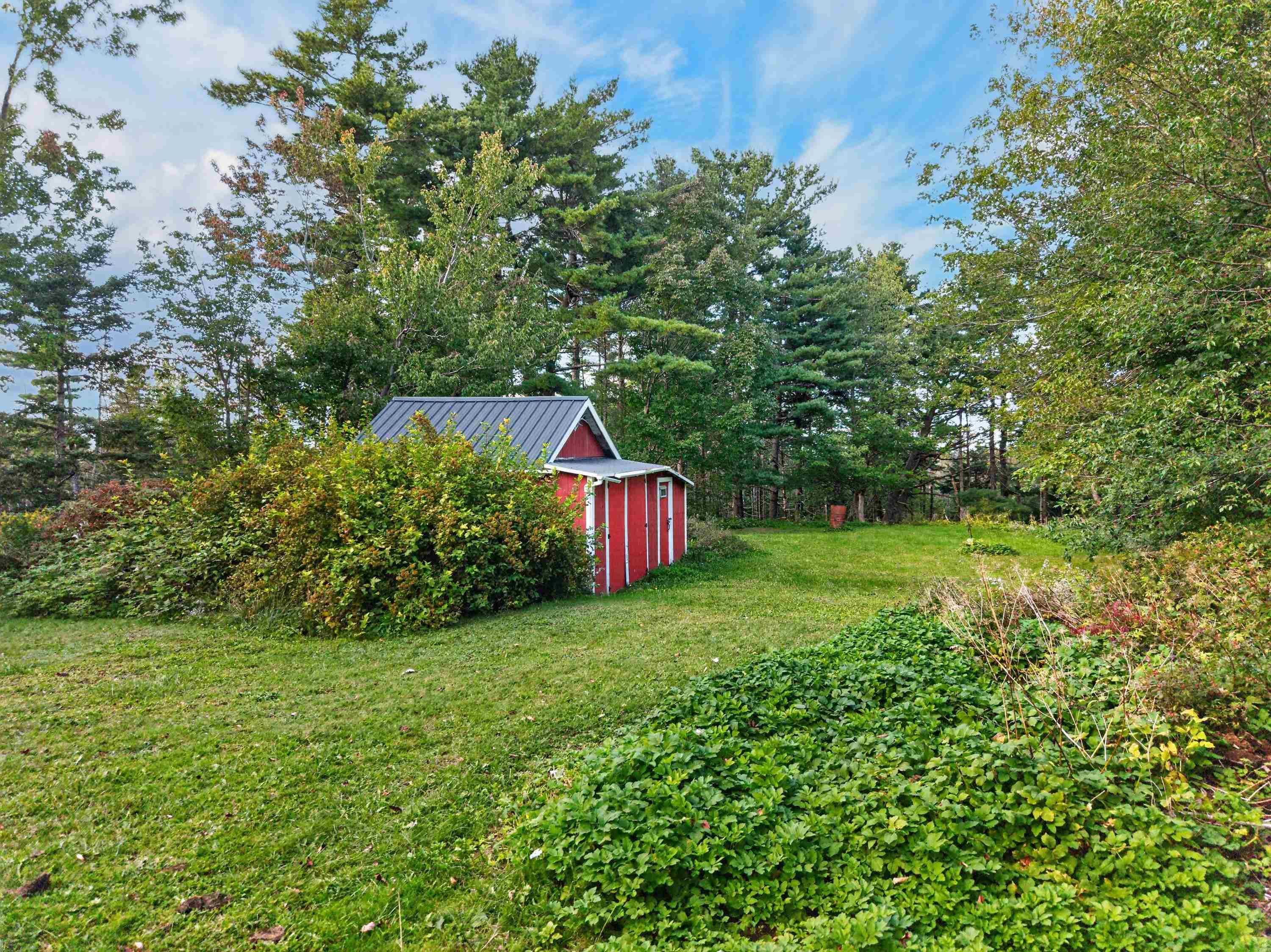 $424,900.00: 2587 Sackville Drive, Upper Sackville