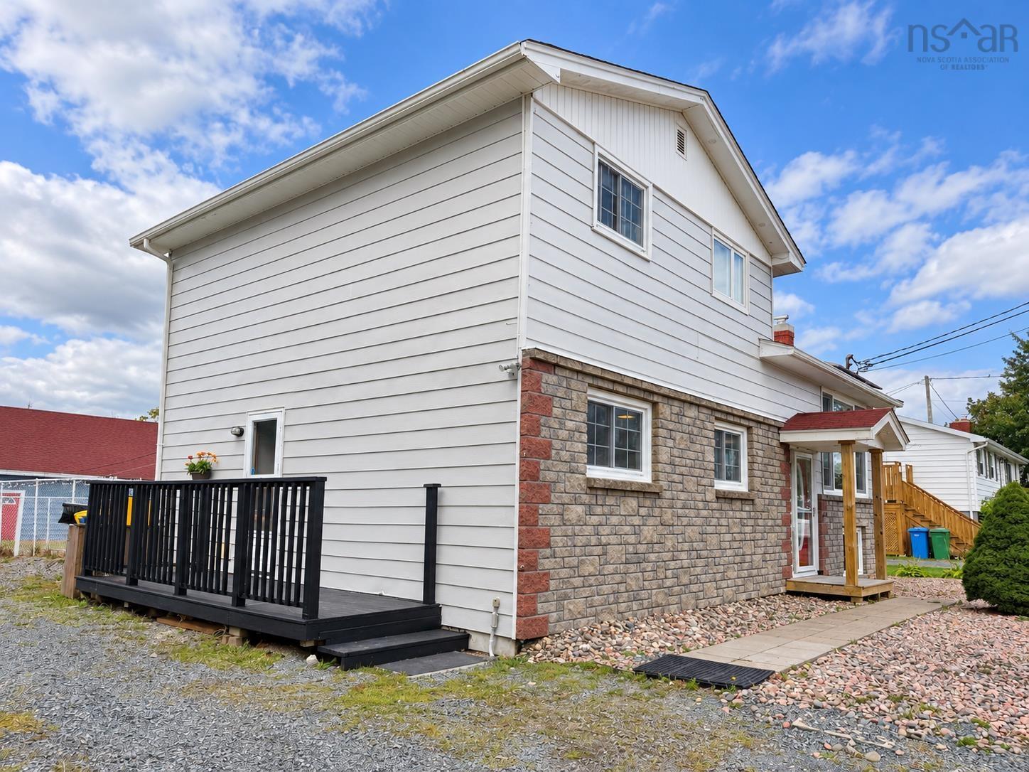 $599,900.00: 2183 OLD SAMBRO Road, Williamswood