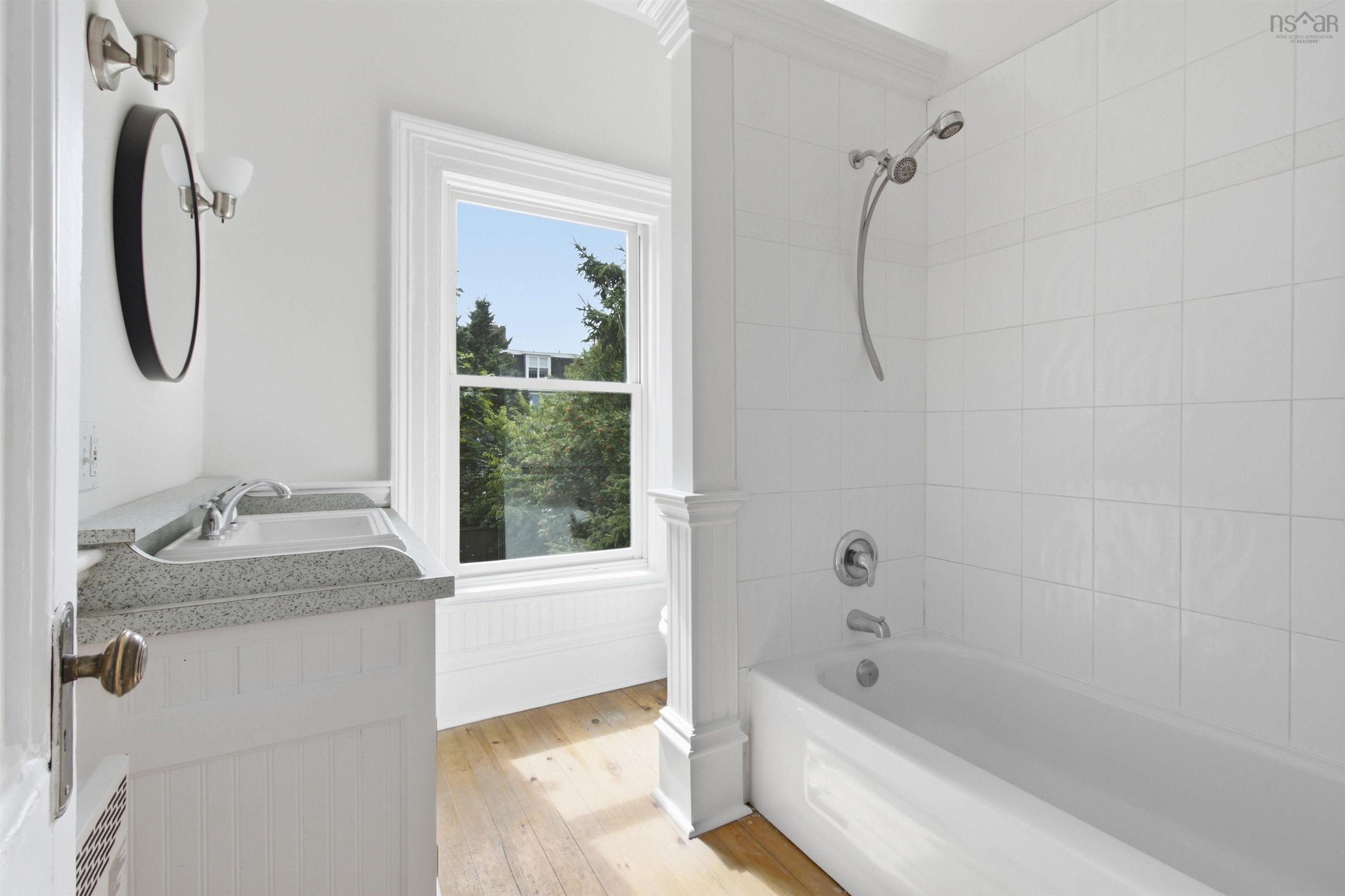 $799,000.00: 2048 Creighton Street, Halifax