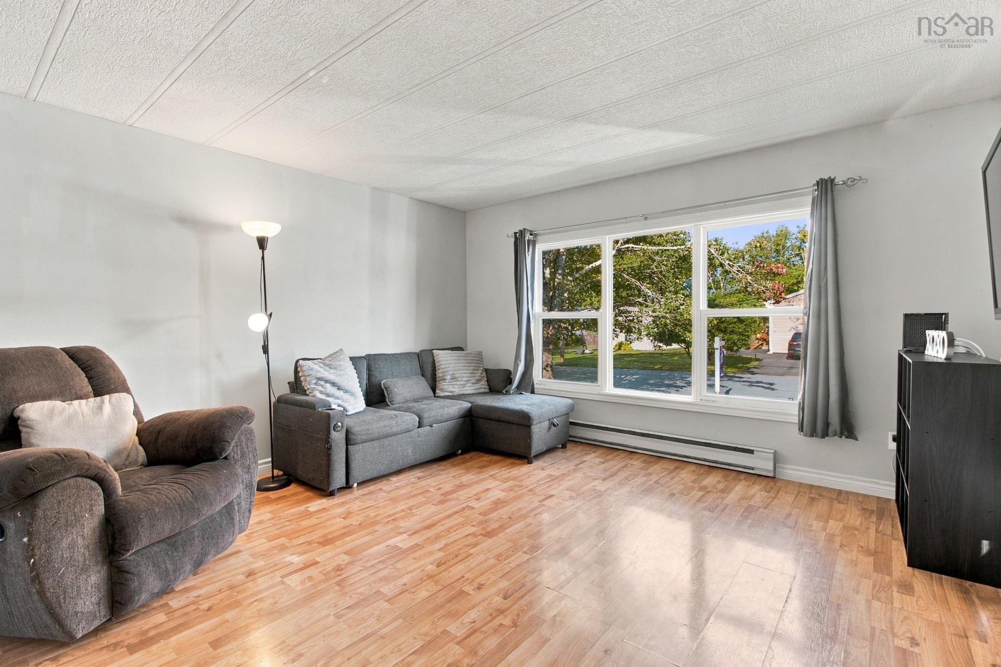 $200,000.00: 38 Elcona Avenue, Middle Sackville