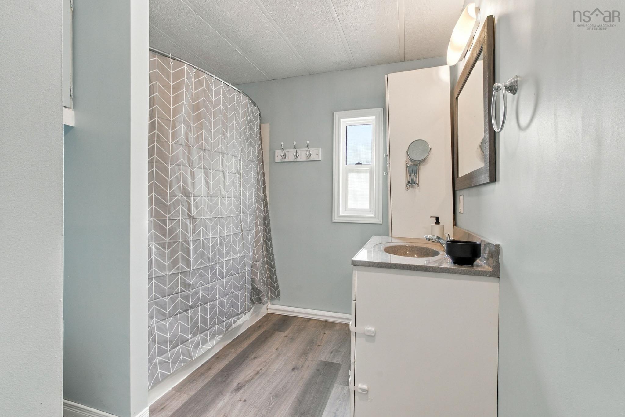 $200,000.00: 38 Elcona Avenue, Middle Sackville