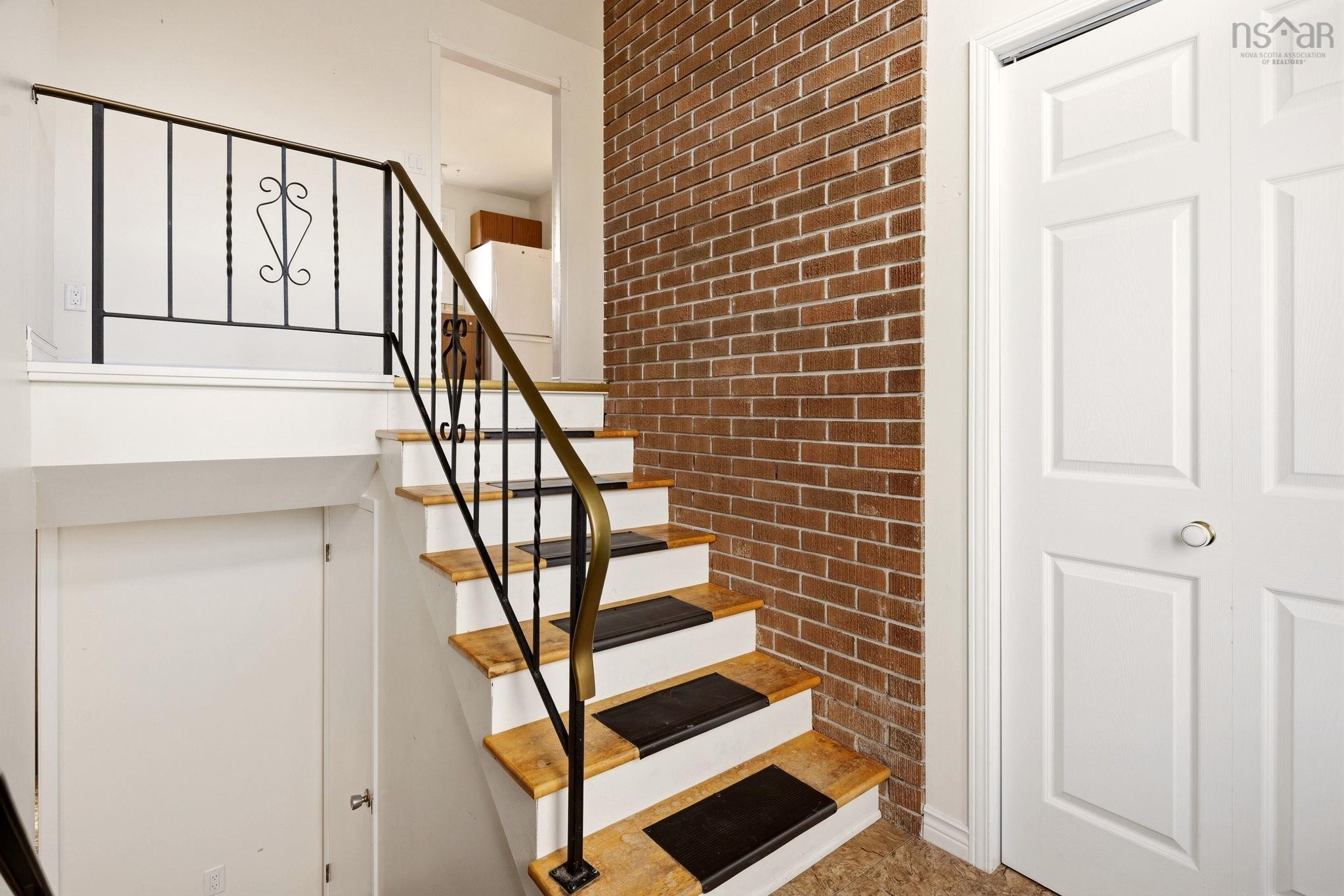 $499,900.00: 83 Ancaster Court, Cole Harbour