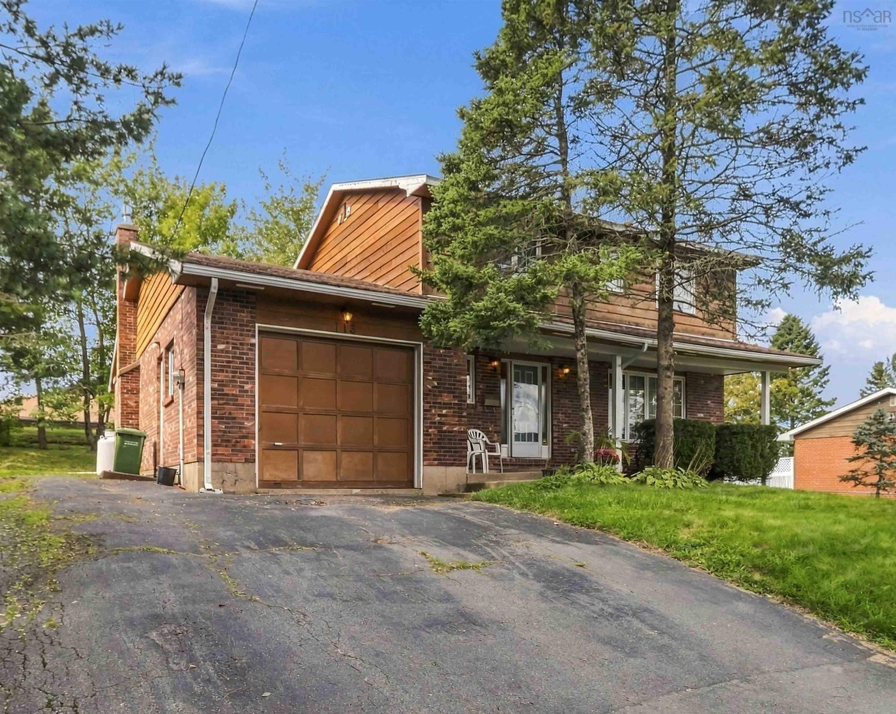 $567,000.00: 113 Avondale Road, Cole Harbour