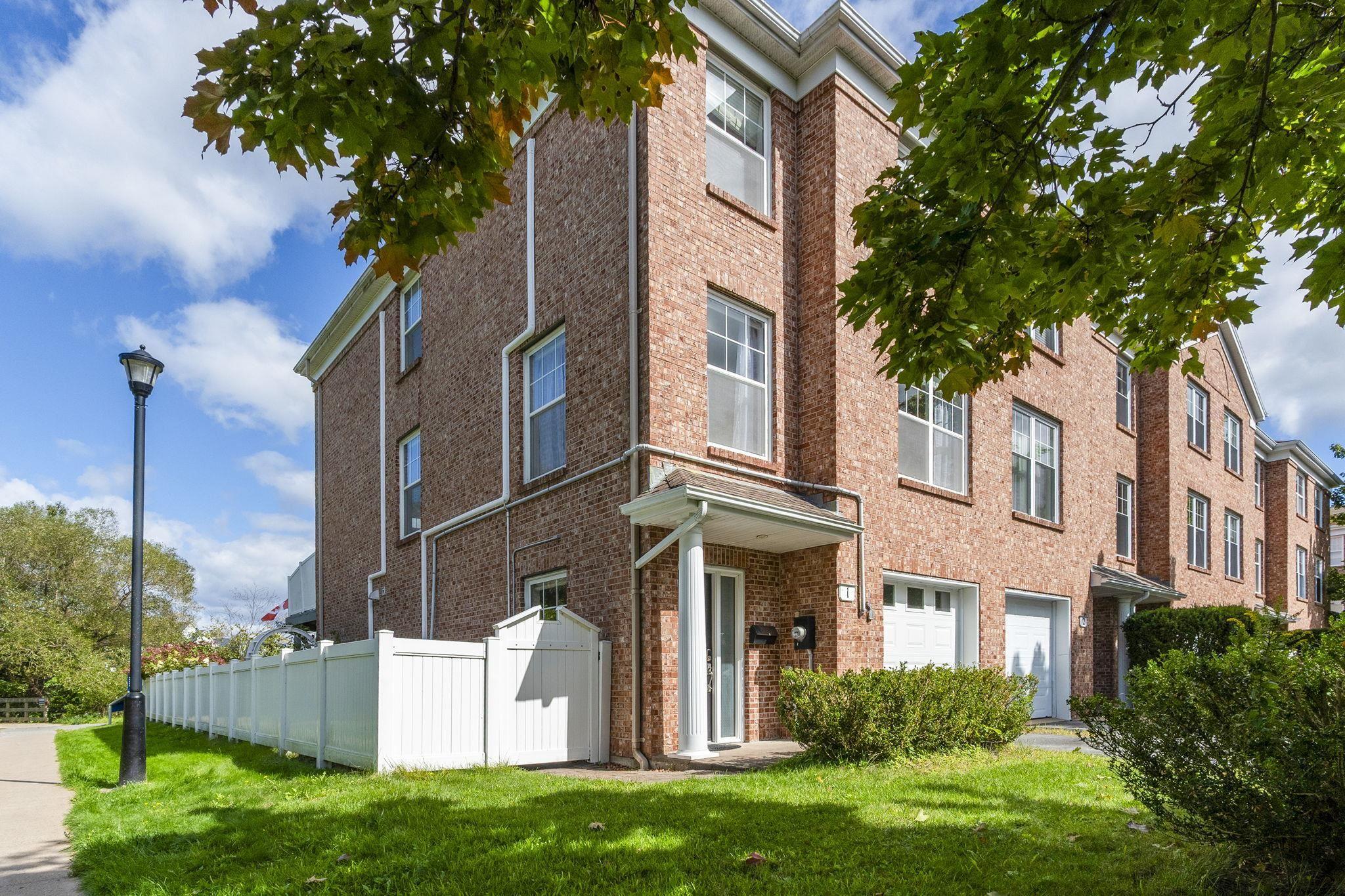 1 Arthur Lismer Court, Bedford, NS (MLS 202624267)