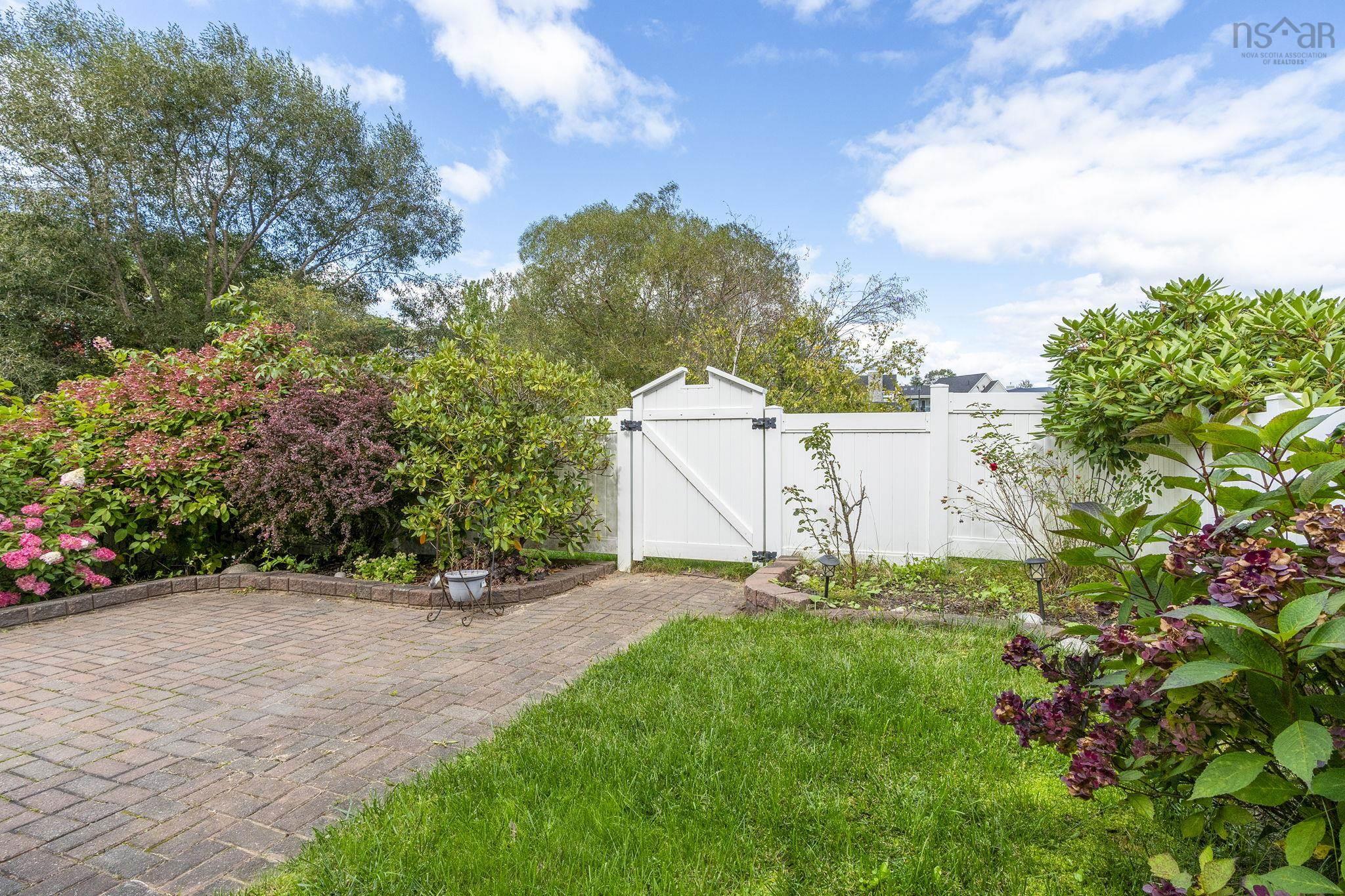 1 Arthur Lismer Court, Bedford, NS (MLS 202624267)