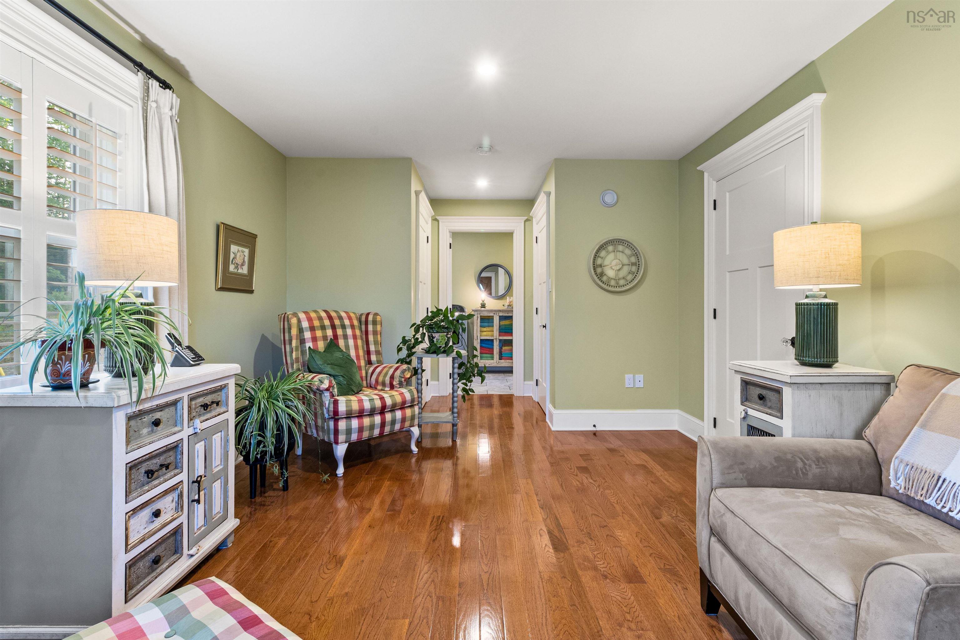 $999,900.00: 1731 West Side Lochaber Road, North Lochaber