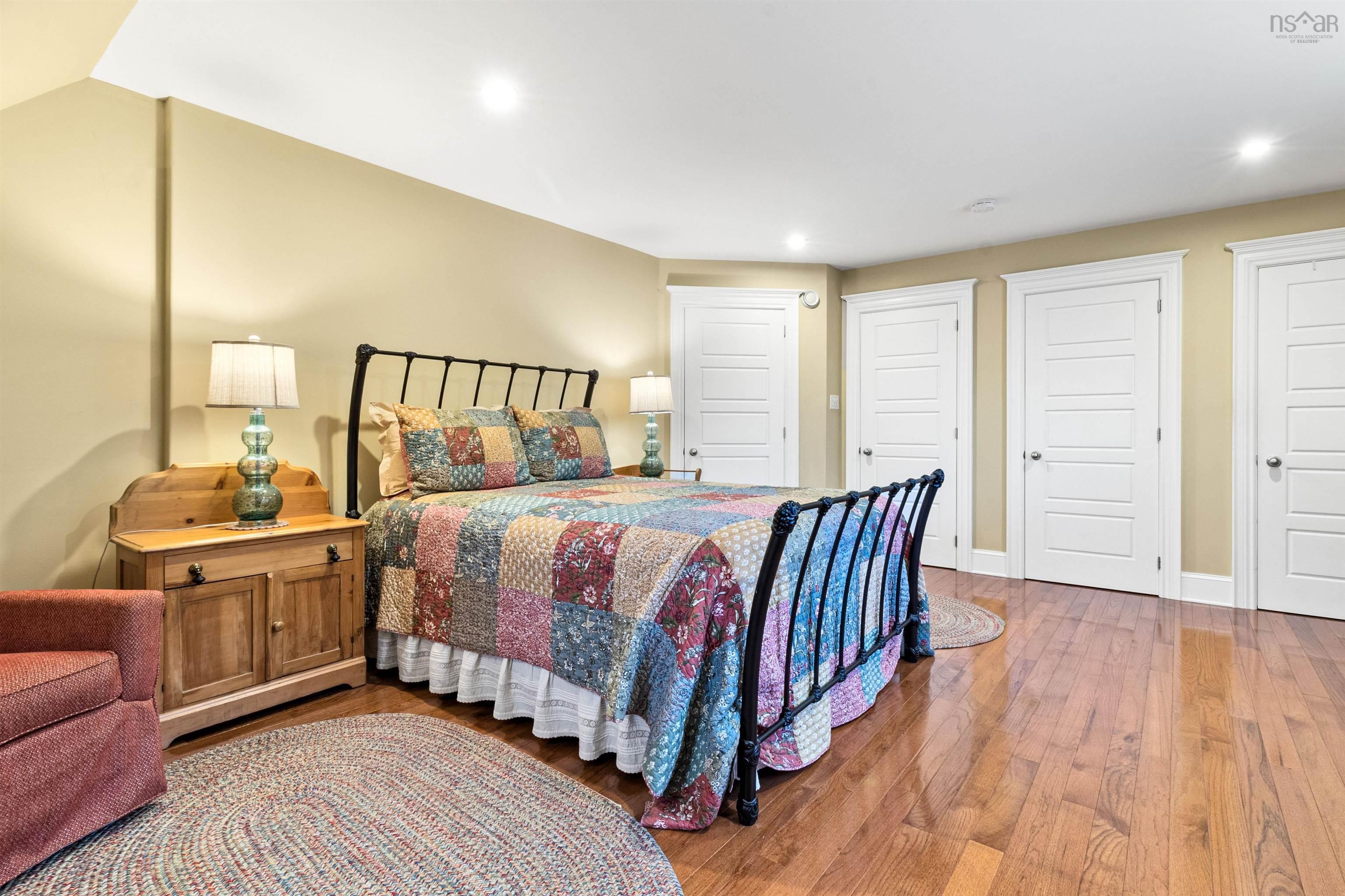 $999,900.00: 1731 West Side Lochaber Road, North Lochaber