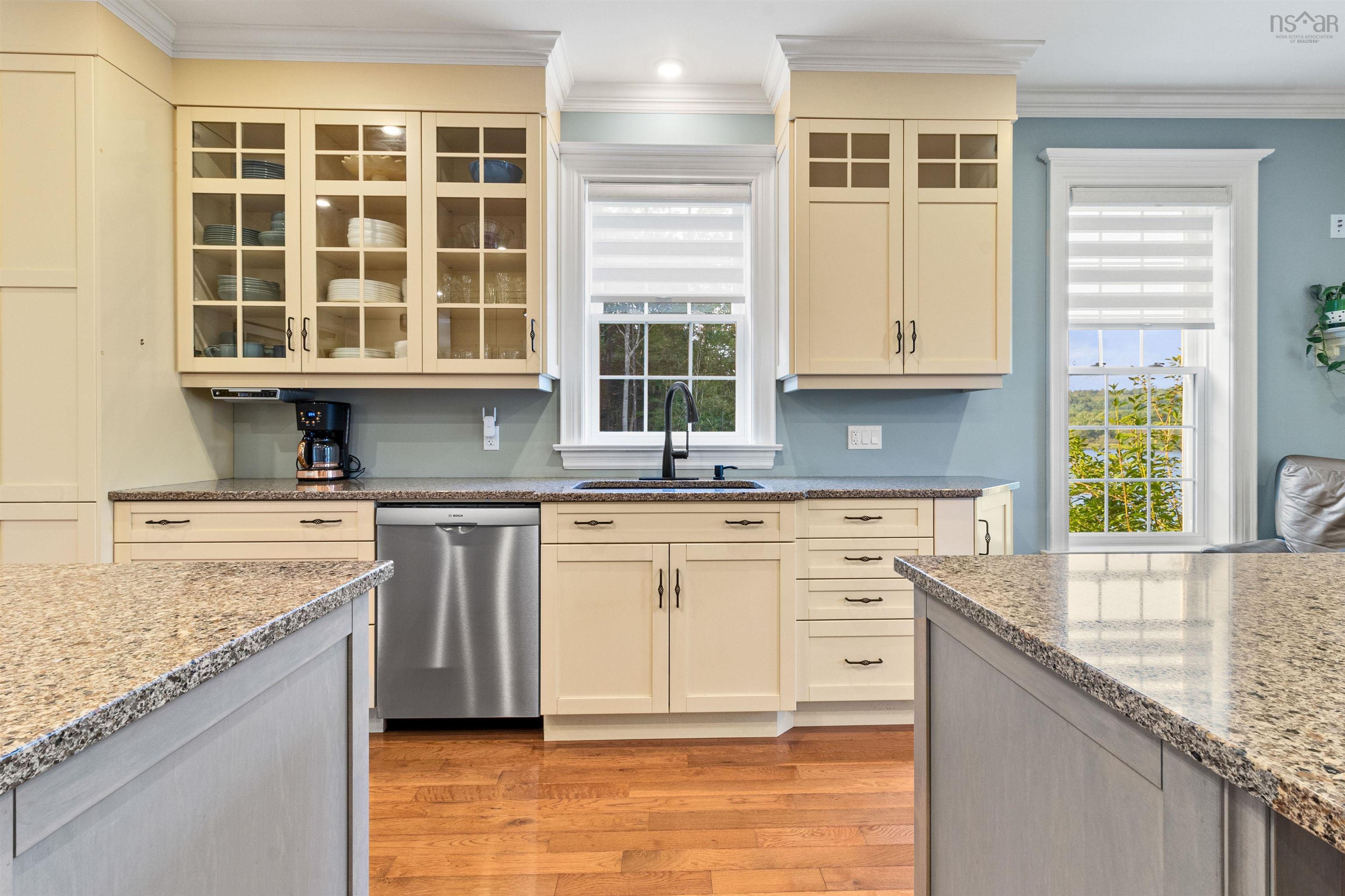 $999,900.00: 1731 West Side Lochaber Road, North Lochaber