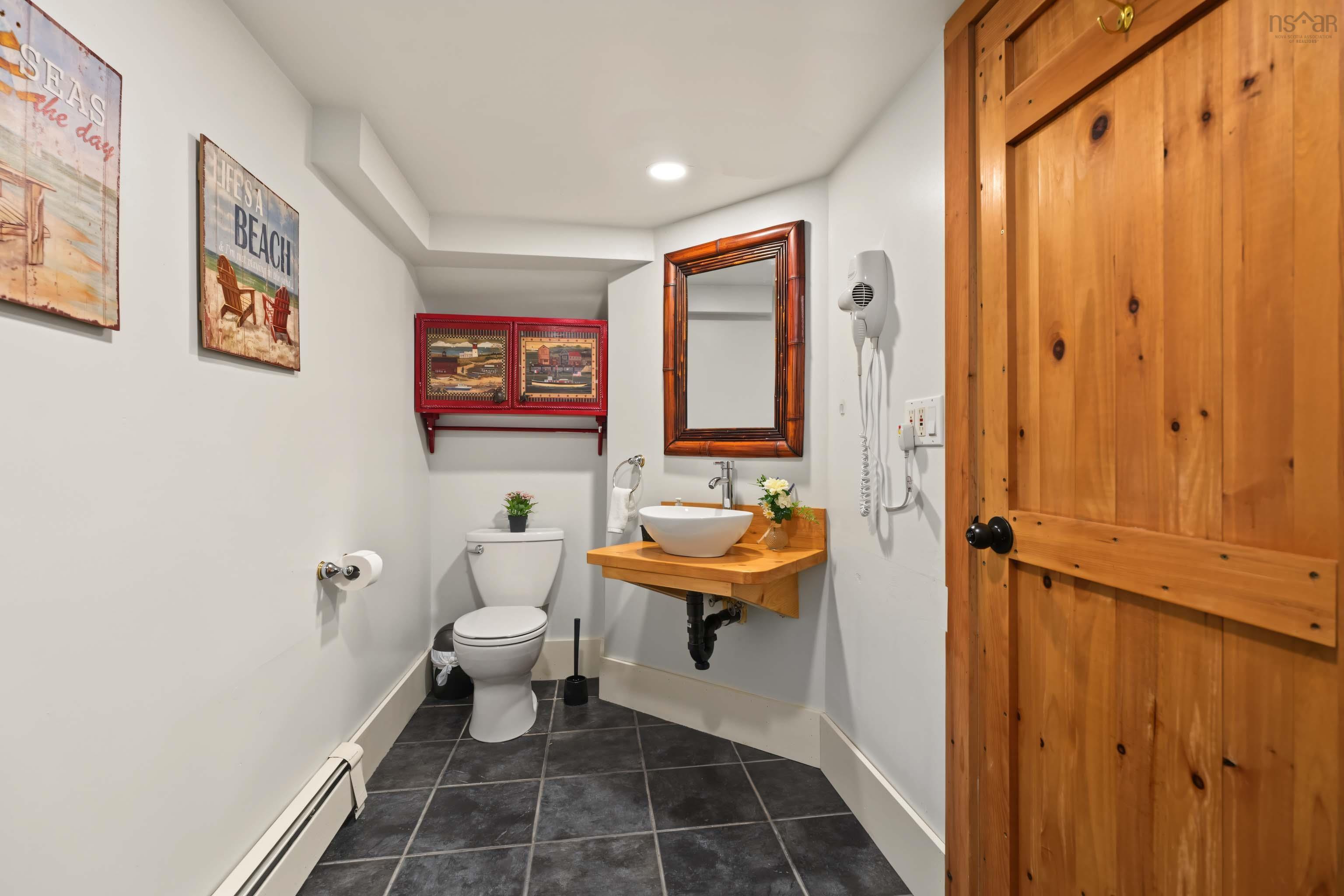 $899,900.00: 501 Mill Cove Shore Road, Birchy Head