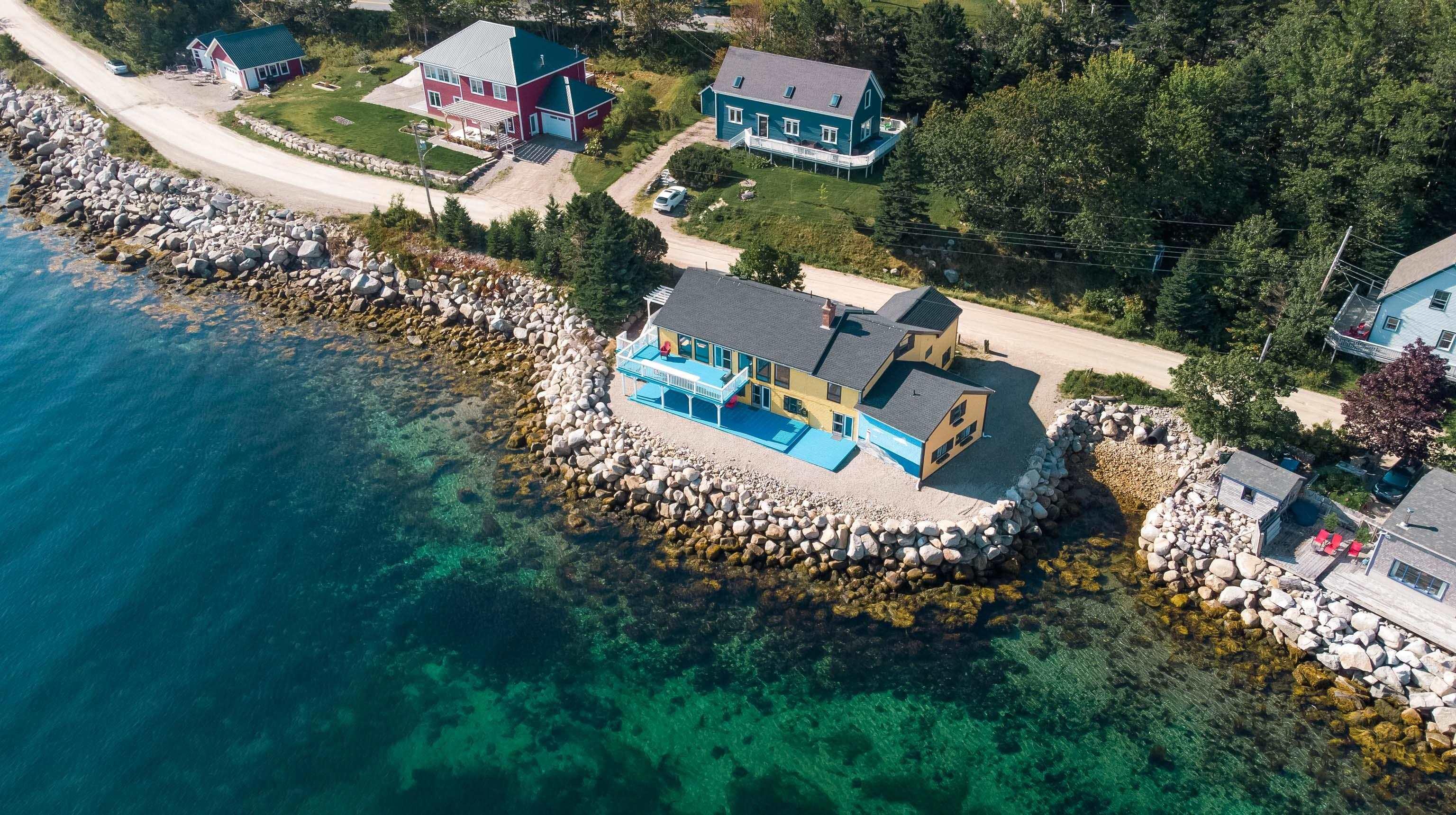 $899,900.00: 501 Mill Cove Shore Road, Birchy Head