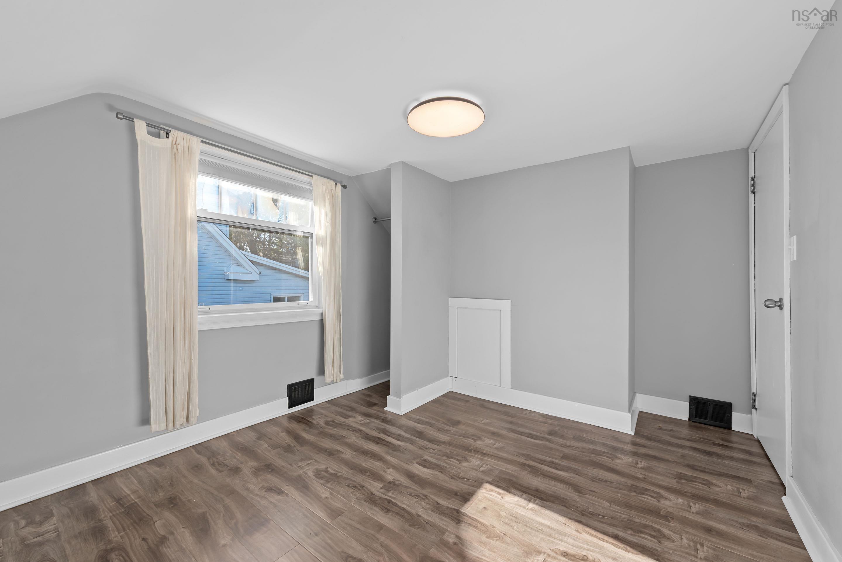 $529,900.00: 15 Central Avenue, Halifax