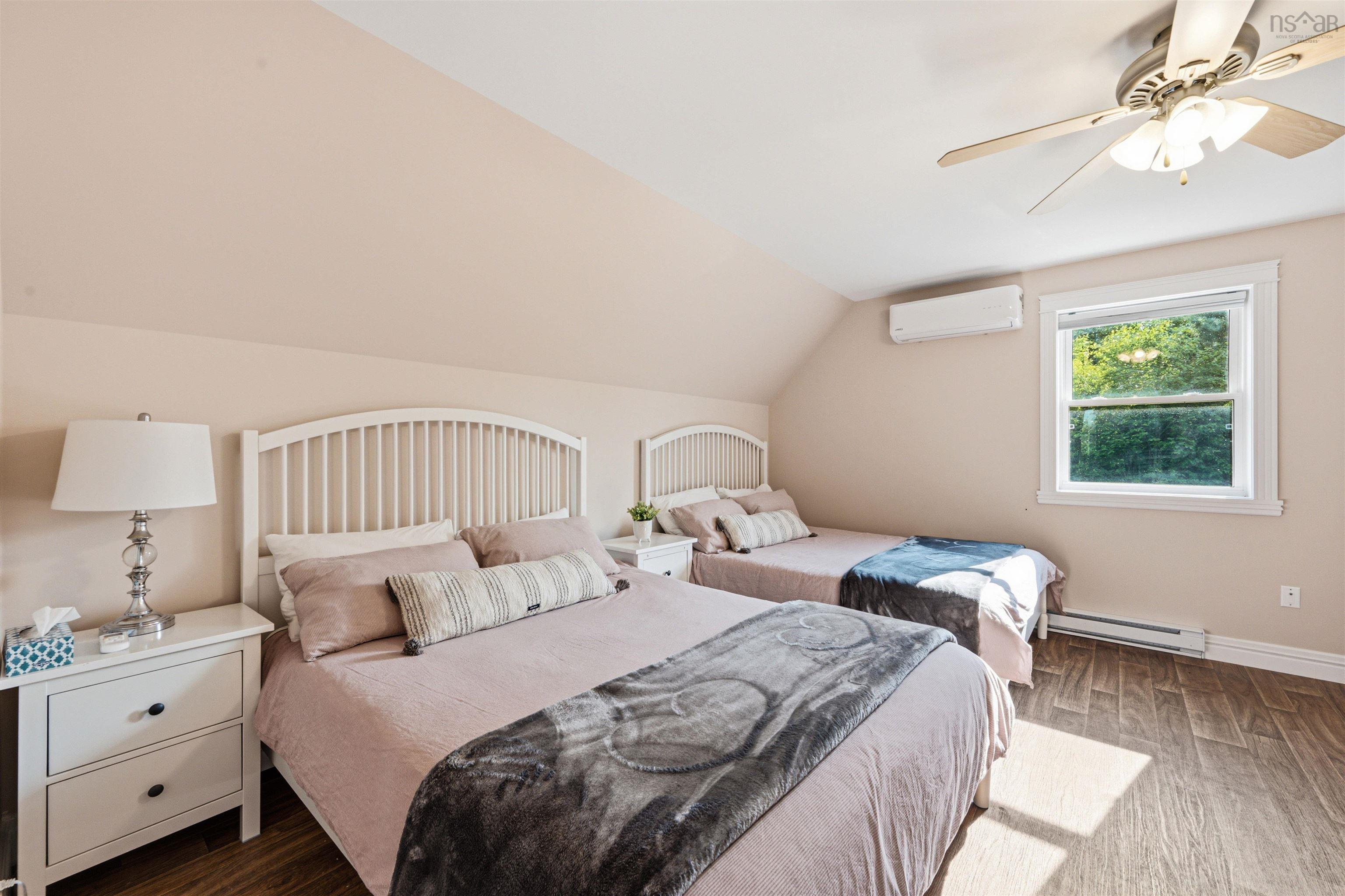$799,000.00: 975 West Ship Harbour Road, Lower Ship Harbour