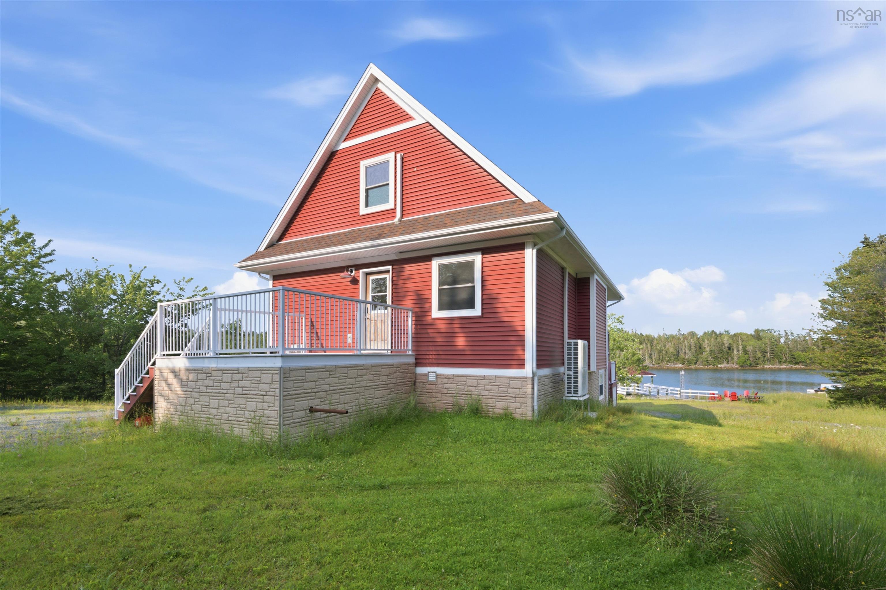 $799,000.00: 975 West Ship Harbour Road, Lower Ship Harbour