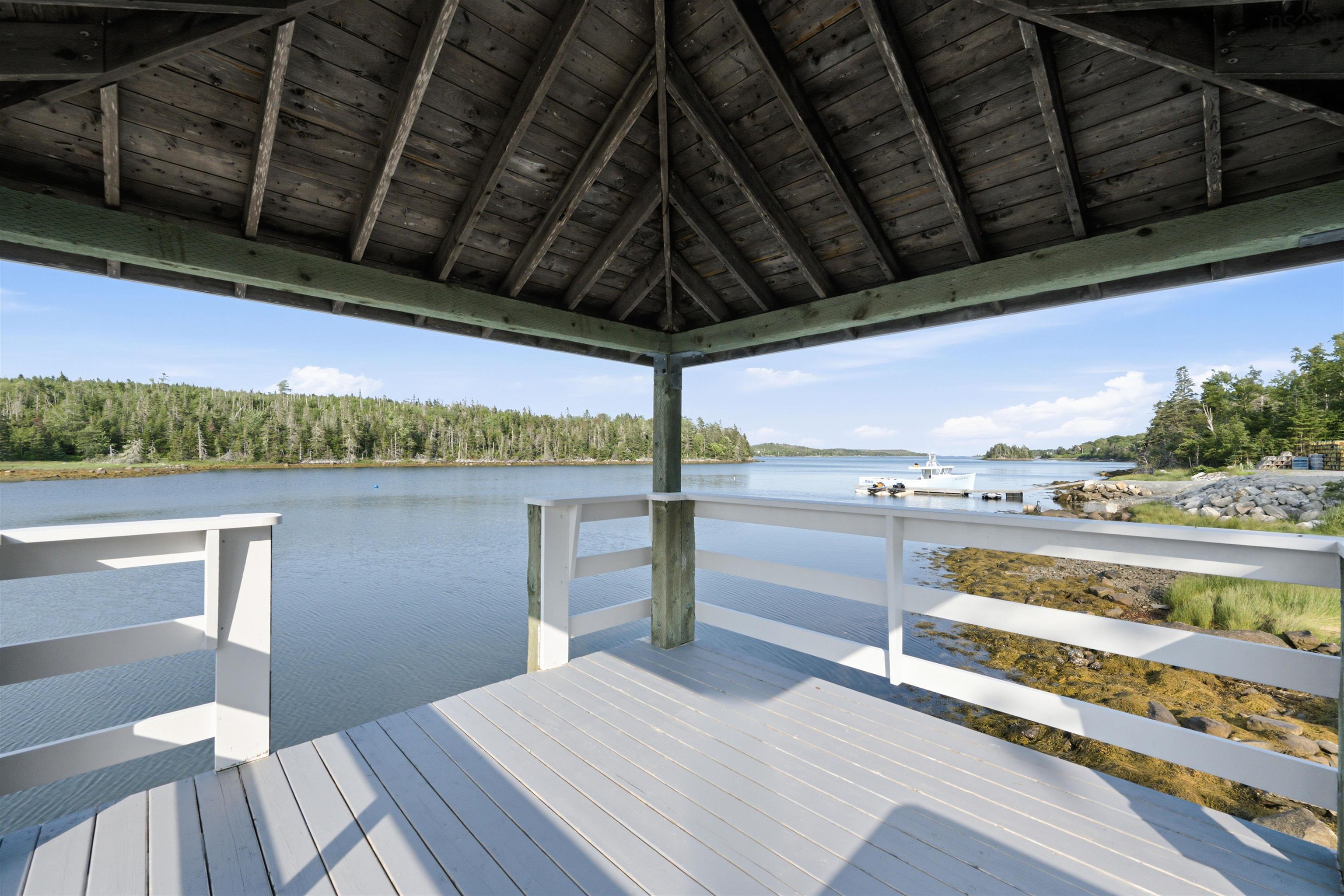 $799,000.00: 975 West Ship Harbour Road, Lower Ship Harbour