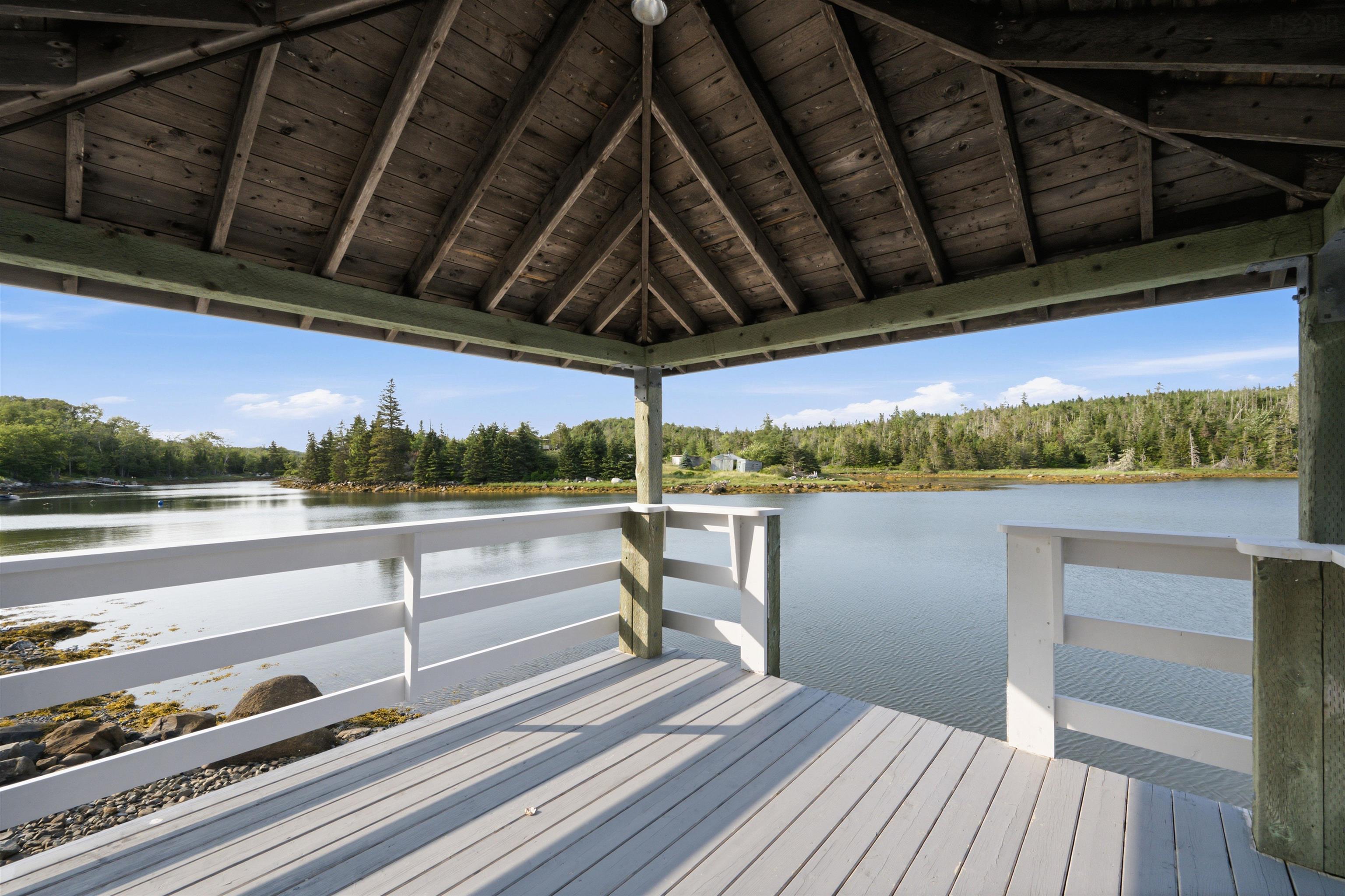 $799,000.00: 975 West Ship Harbour Road, Lower Ship Harbour