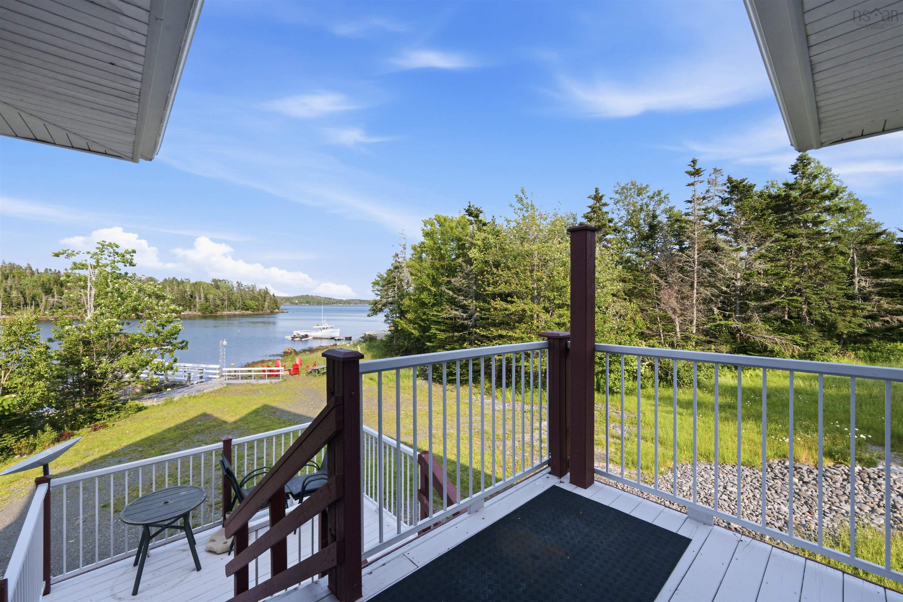 $799,000.00: 975 West Ship Harbour Road, Lower Ship Harbour