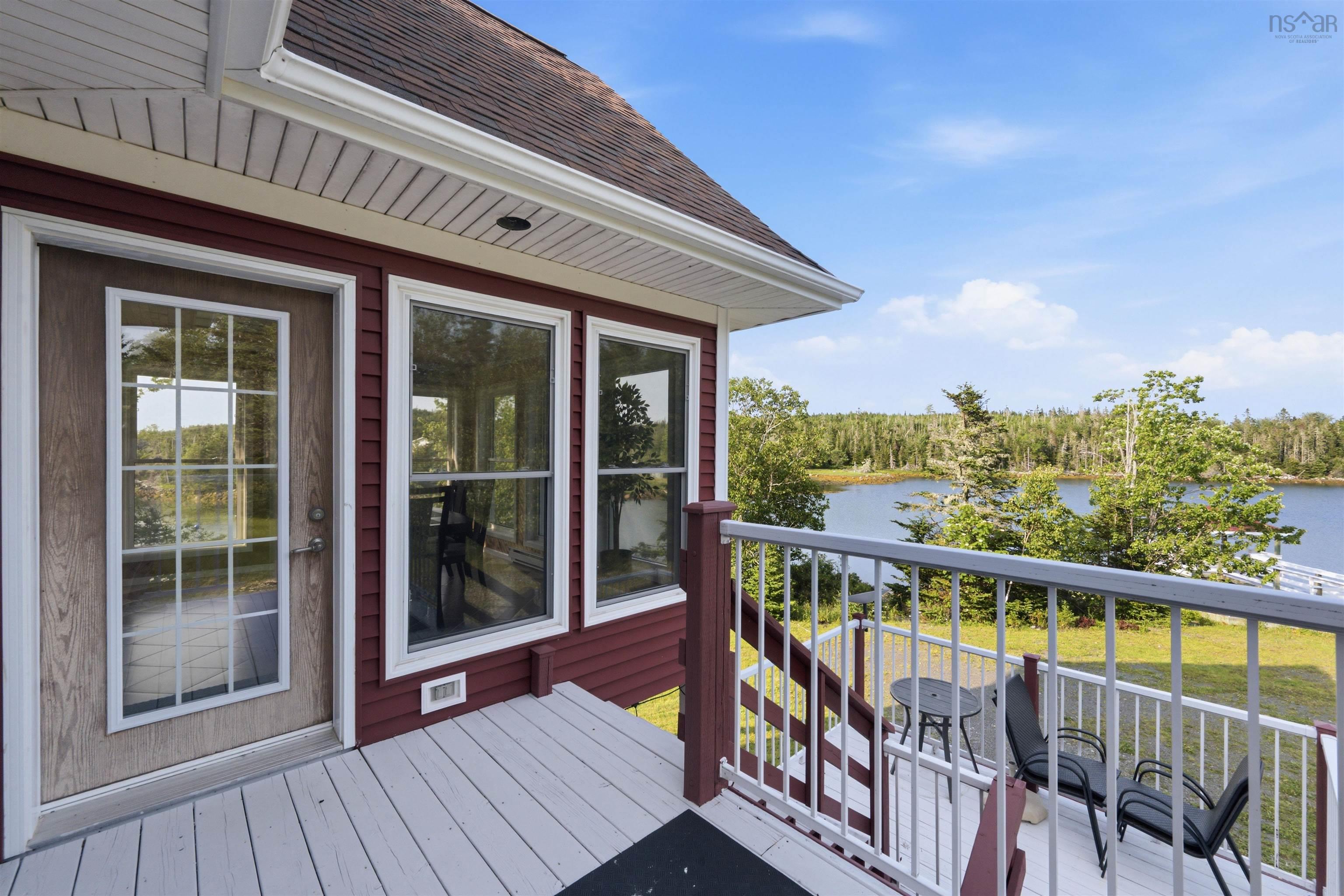 $799,000.00: 975 West Ship Harbour Road, Lower Ship Harbour
