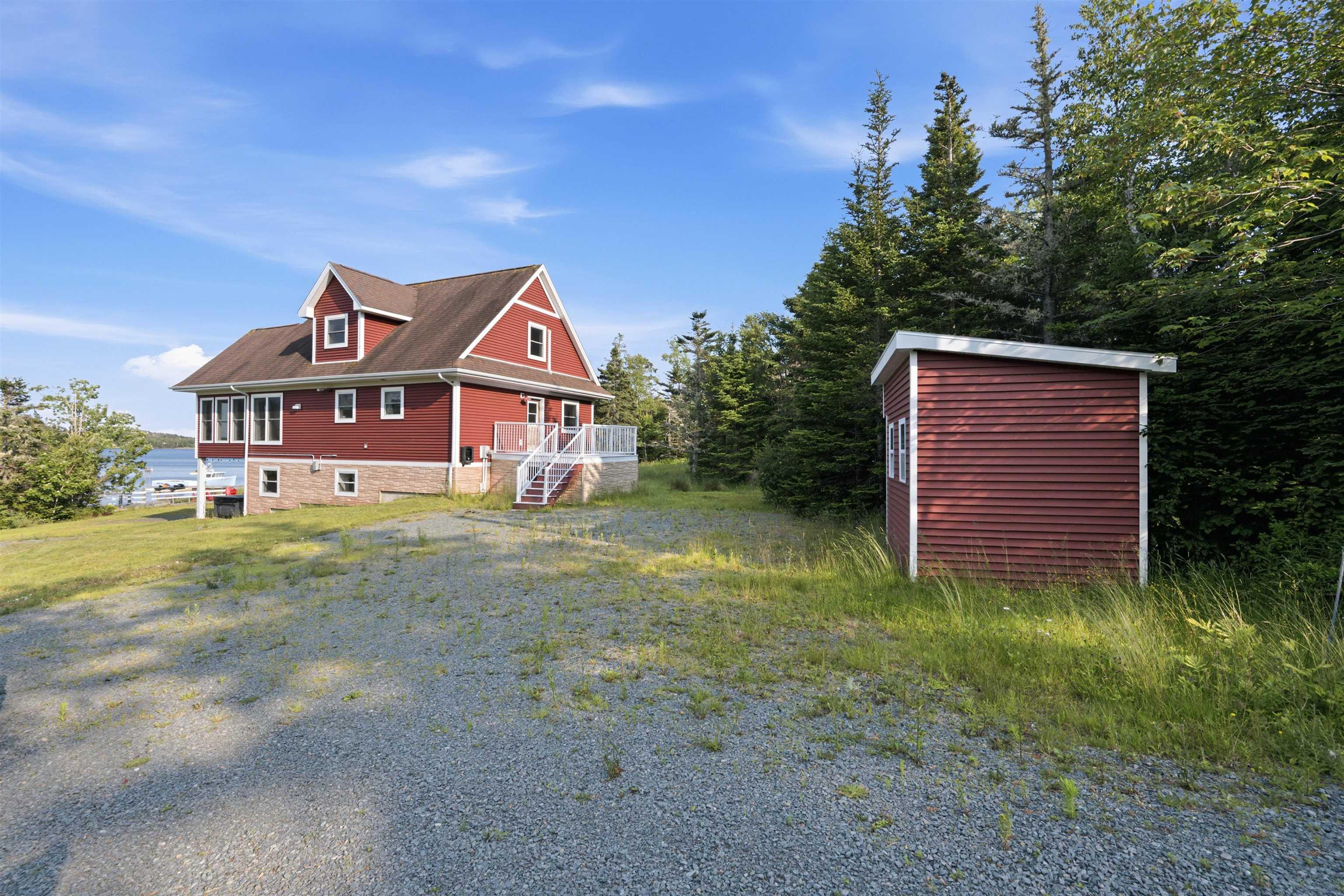 $799,000.00: 975 West Ship Harbour Road, Lower Ship Harbour