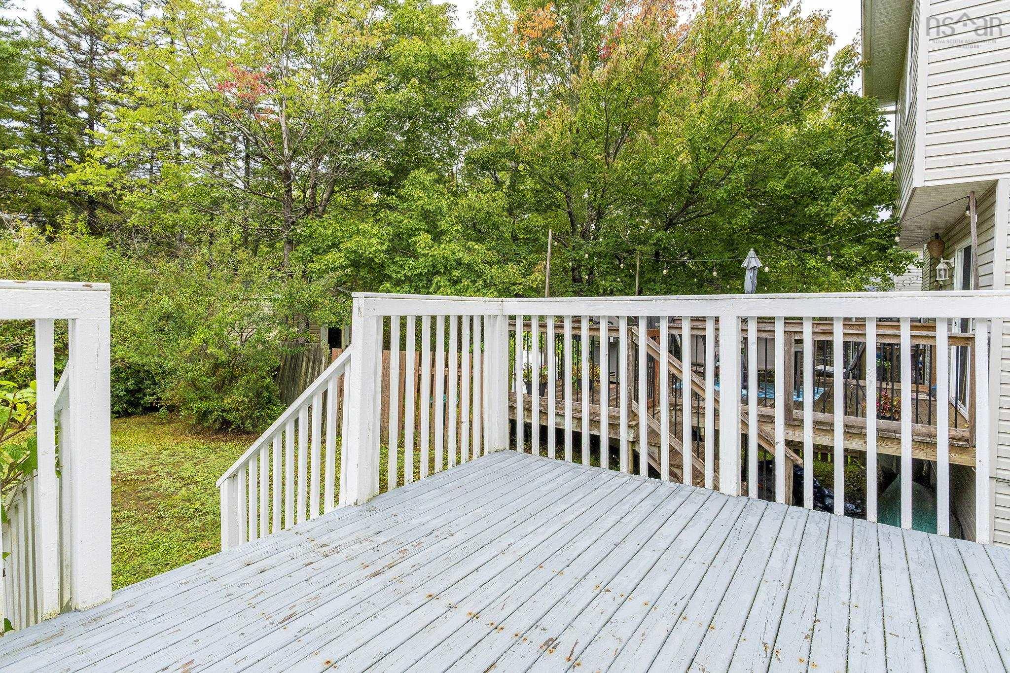 $565,000.00: 181 Oceanview Drive, Bedford