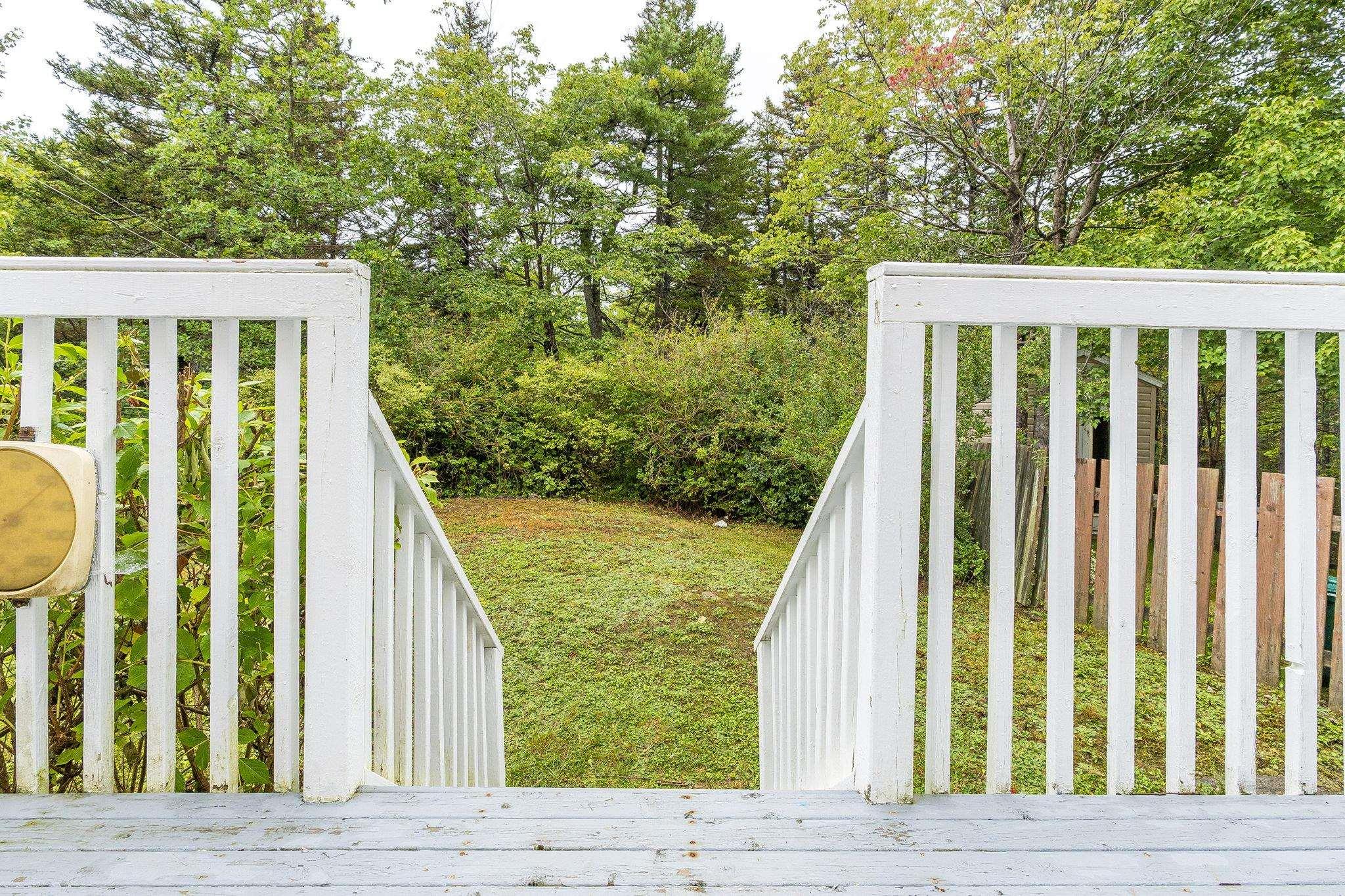 $565,000.00: 181 Oceanview Drive, Bedford