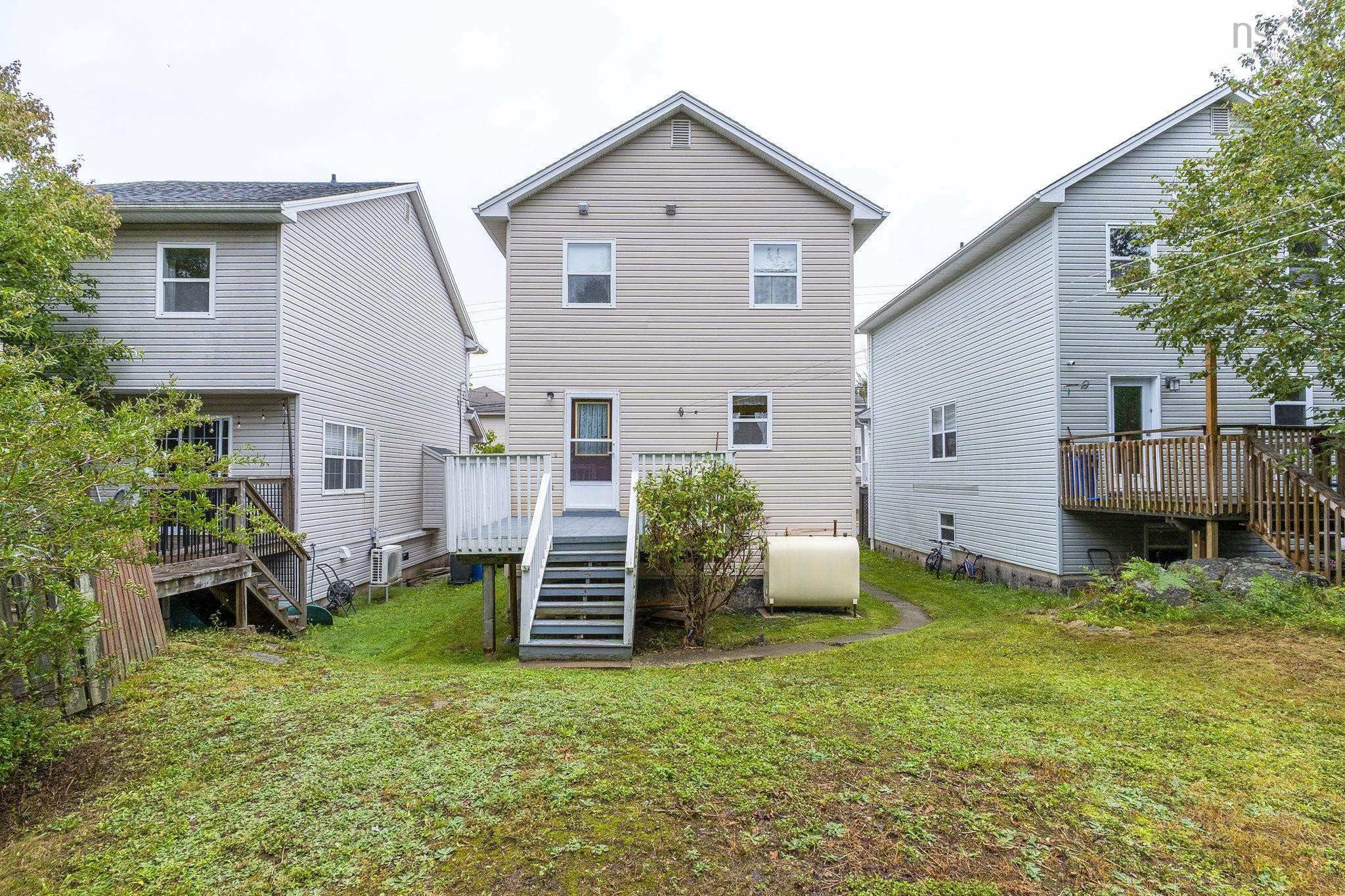 $565,000.00: 181 Oceanview Drive, Bedford