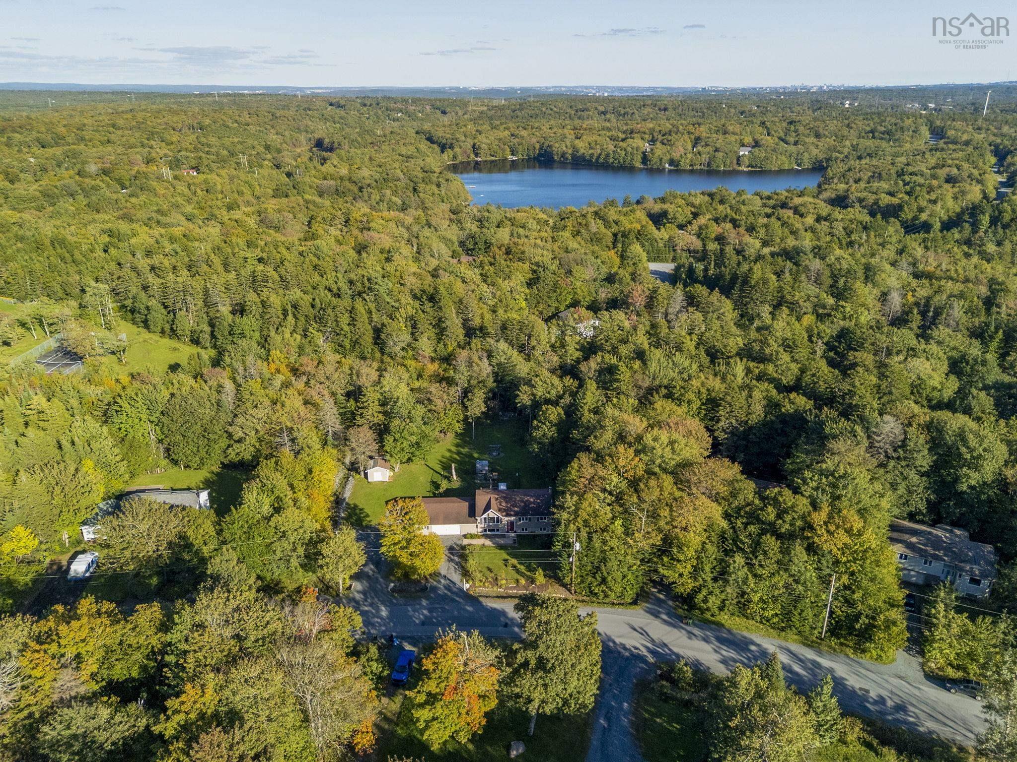 $689,900.00: 103 Norman Boulevard, Hammonds Plains