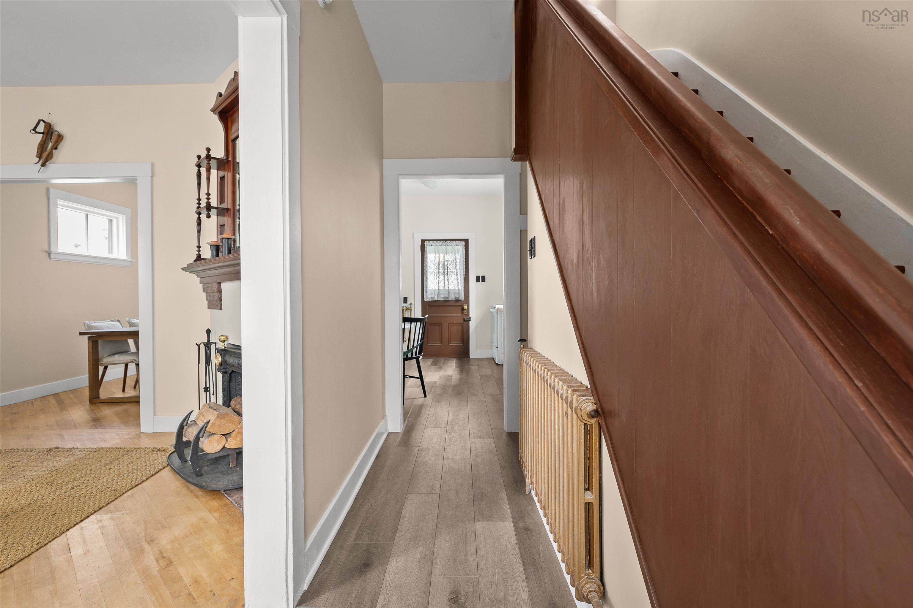 $579,900.00: 4 John Street, Dartmouth