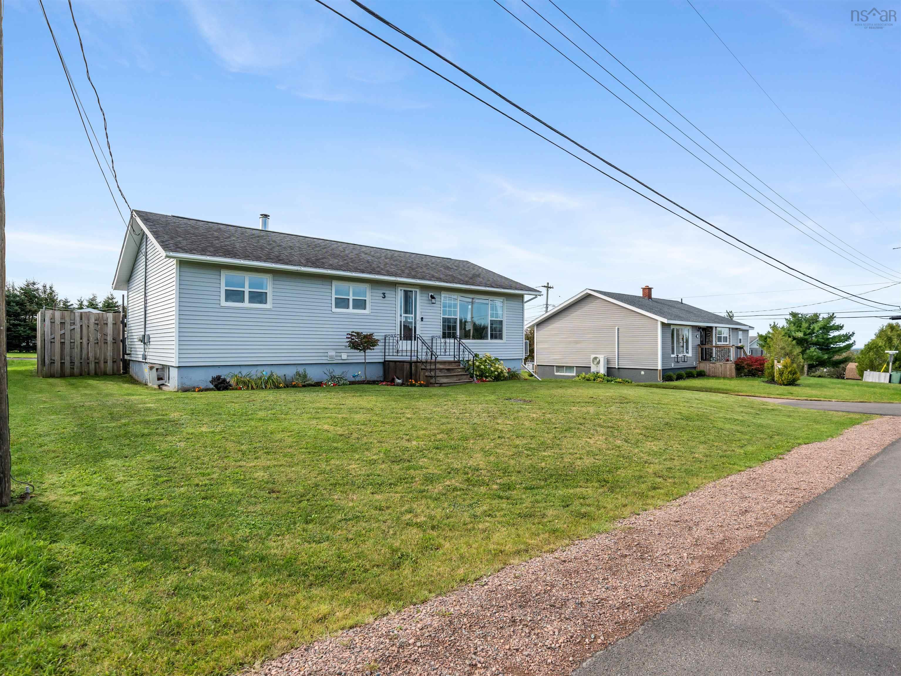 $274,900.00: 3 GILROY Street, Springhill