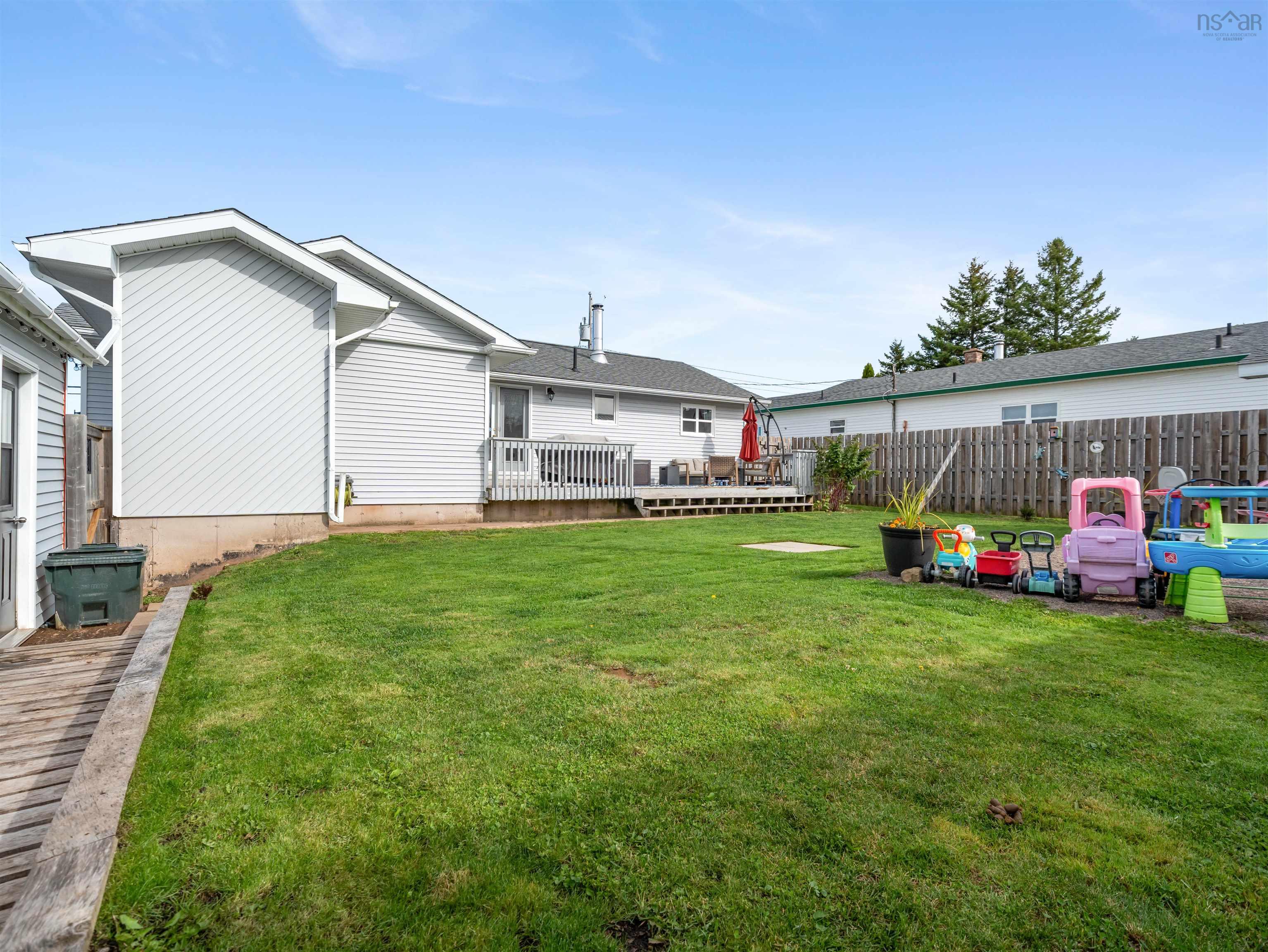 $274,900.00: 3 GILROY Street, Springhill