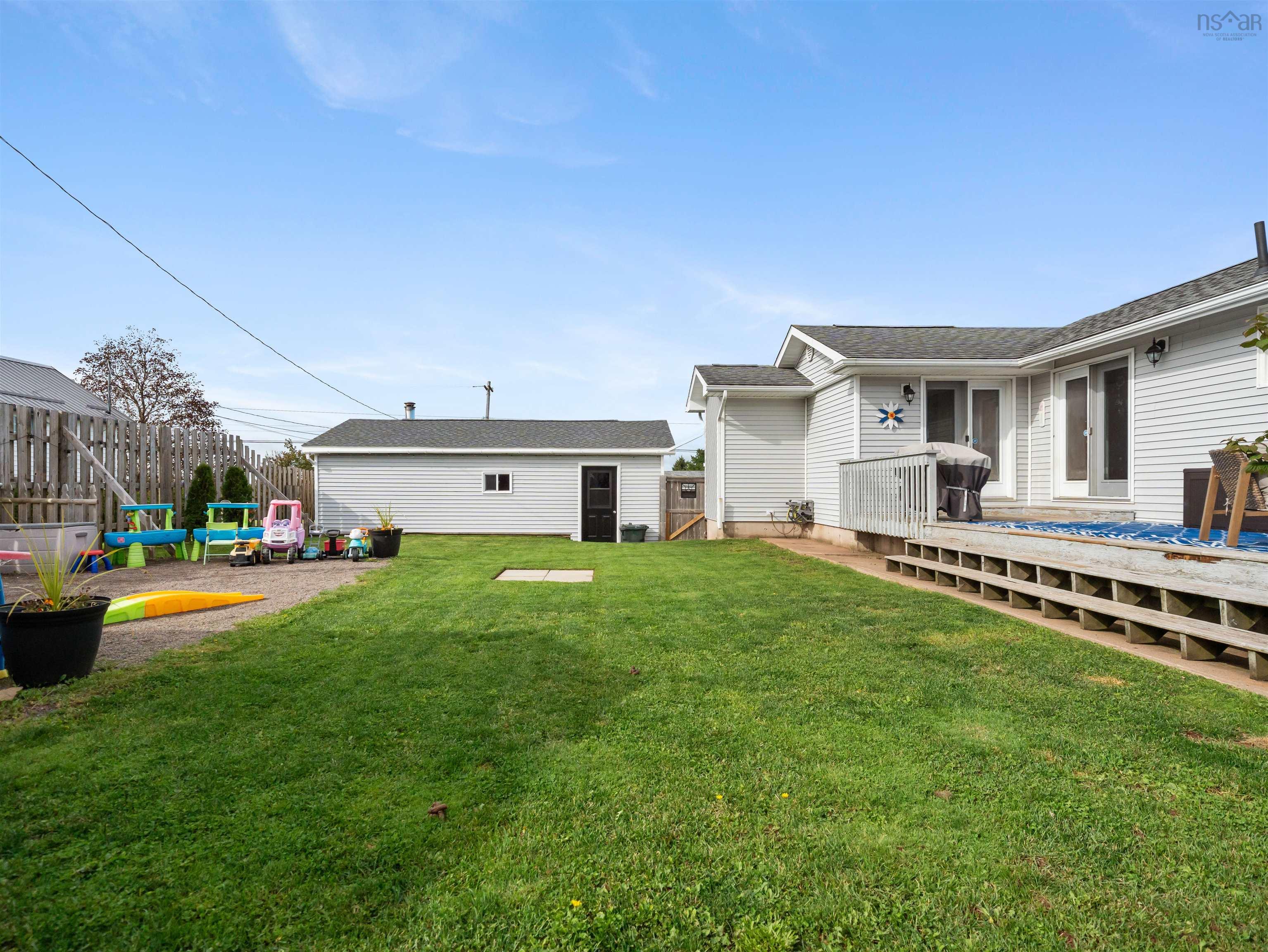 $274,900.00: 3 GILROY Street, Springhill