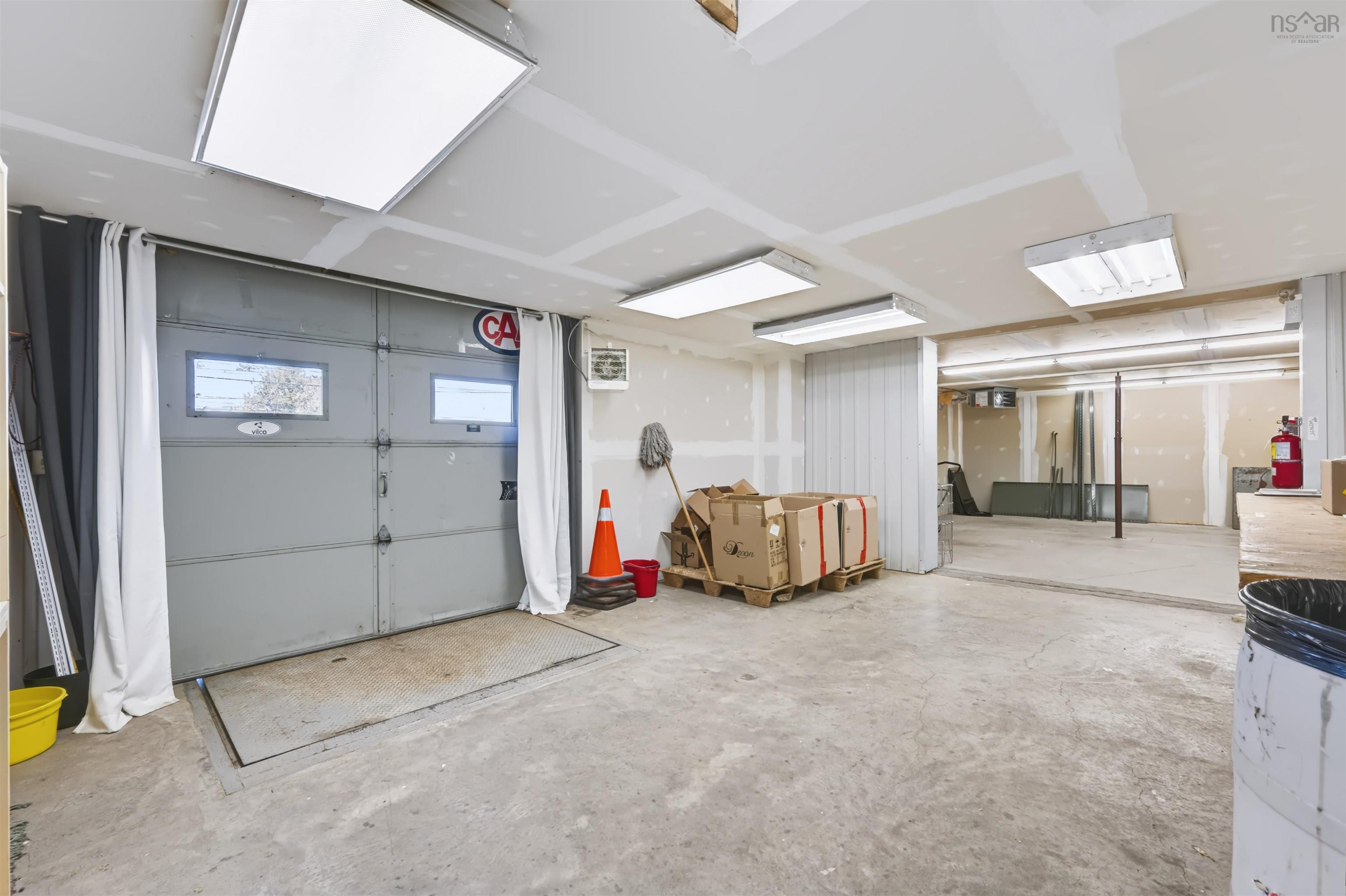 $3,175,000.00: 19 Crane Lake Drive, Beechville
