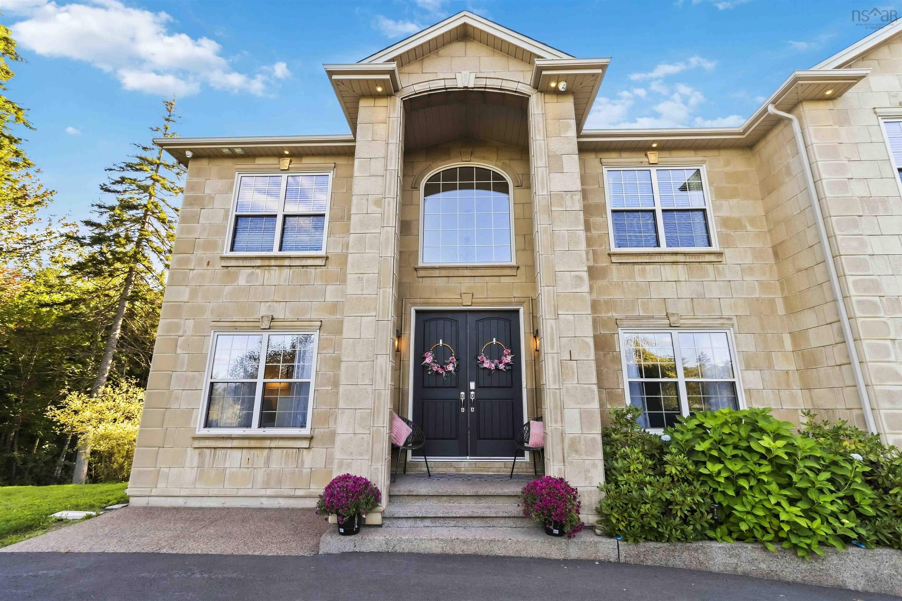 $1,990,000.00: 61 Colins Road, Hammonds Plains