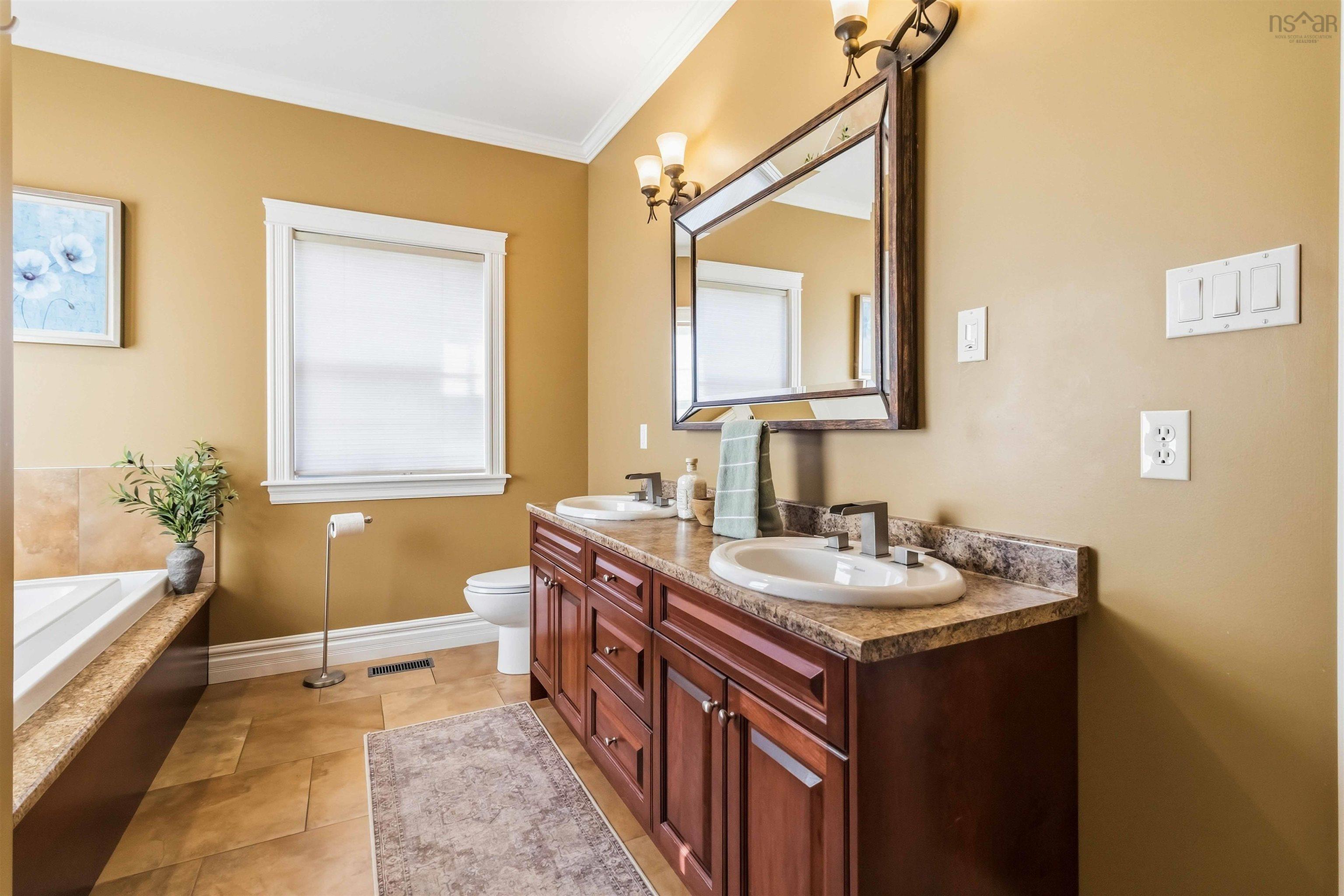 $1,990,000.00: 61 Colins Road, Hammonds Plains
