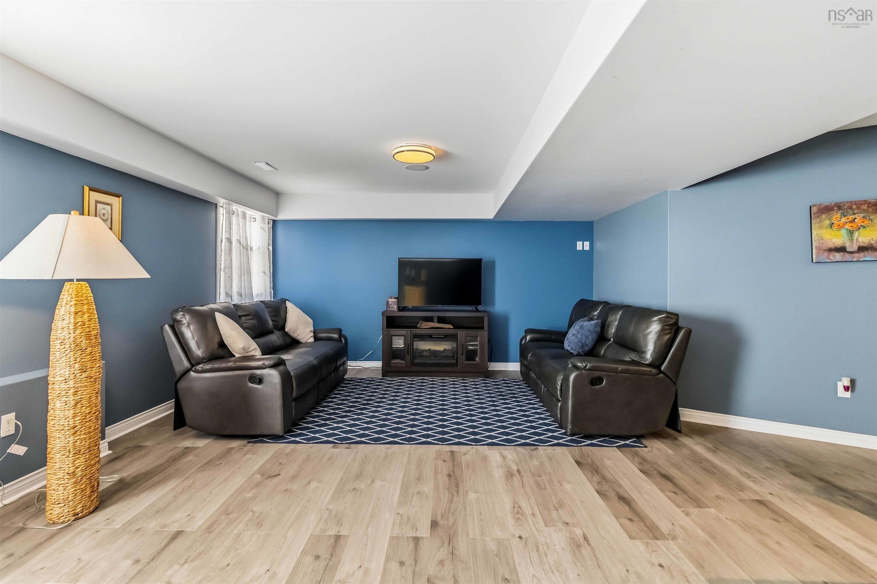 $1,990,000.00: 61 Colins Road, Hammonds Plains