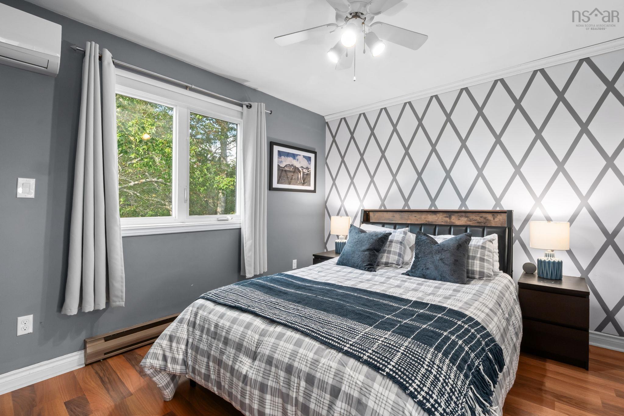 $499,900.00: Dr. 12 Governors Lake Drive, Timberlea