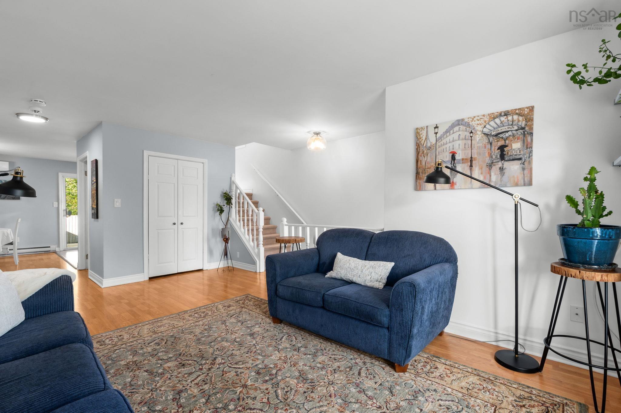 $499,900.00: Dr. 12 Governors Lake Drive, Timberlea