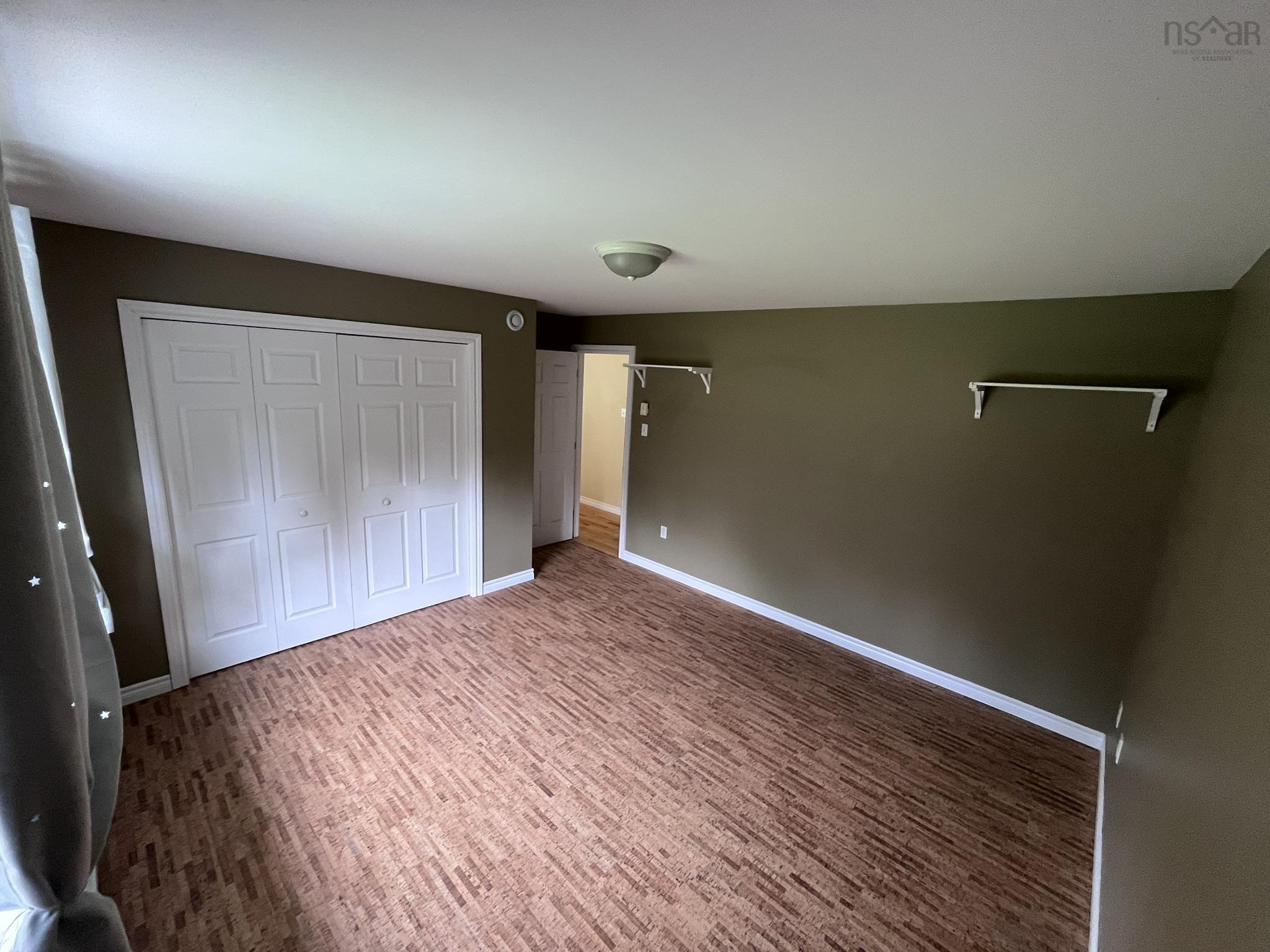 $574,900.00: 586 WEST PORTERS LAKE Road, Porters Lake