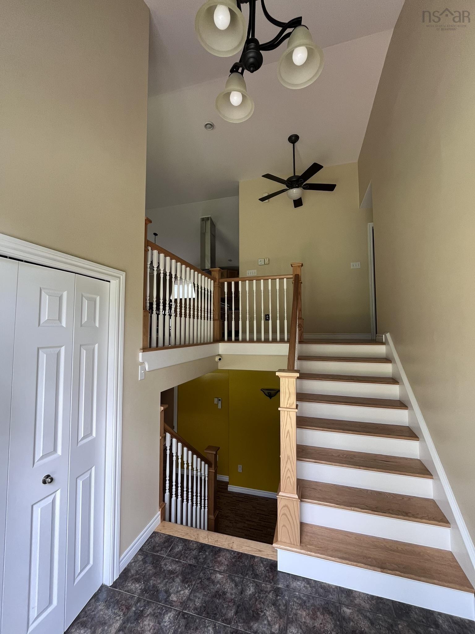 $574,900.00: 586 WEST PORTERS LAKE Road, Porters Lake