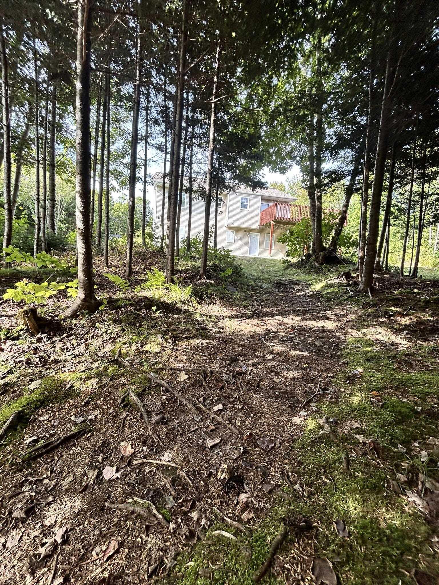 $574,900.00: 586 WEST PORTERS LAKE Road, Porters Lake
