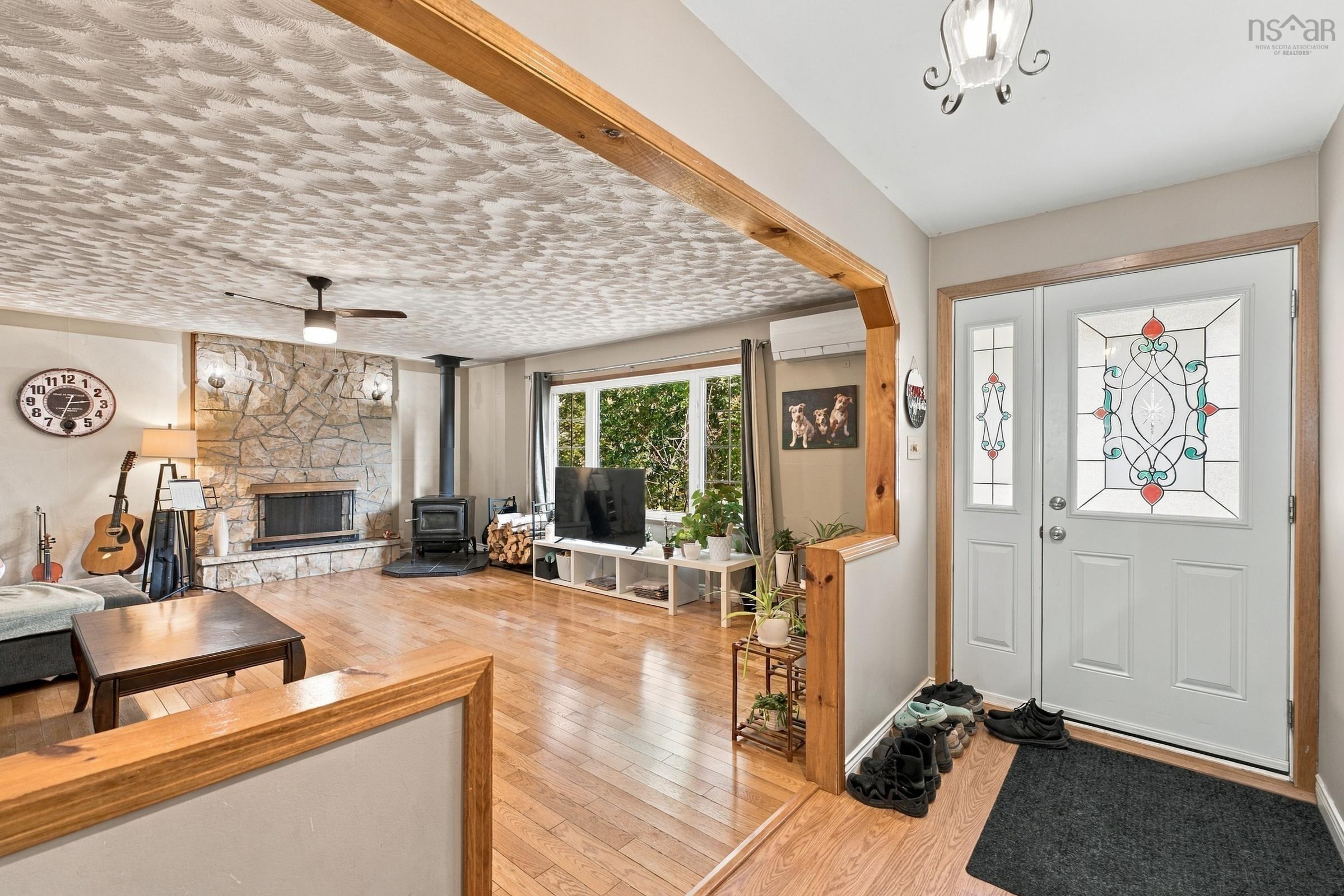$319,000.00: 1530 Riverside Road, New Edinburgh