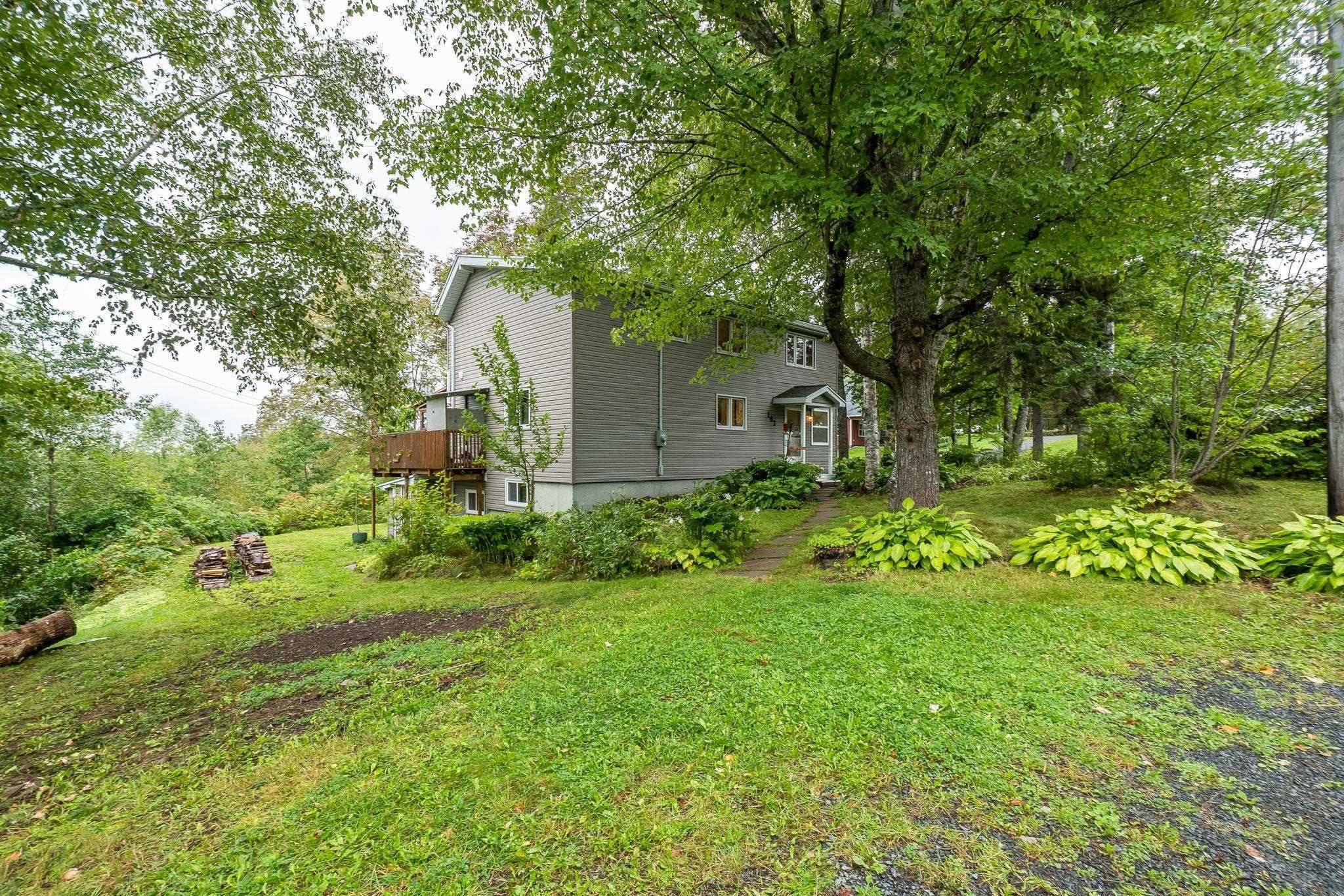$449,900.00: 162 Lakewood Dr, Brooklyn