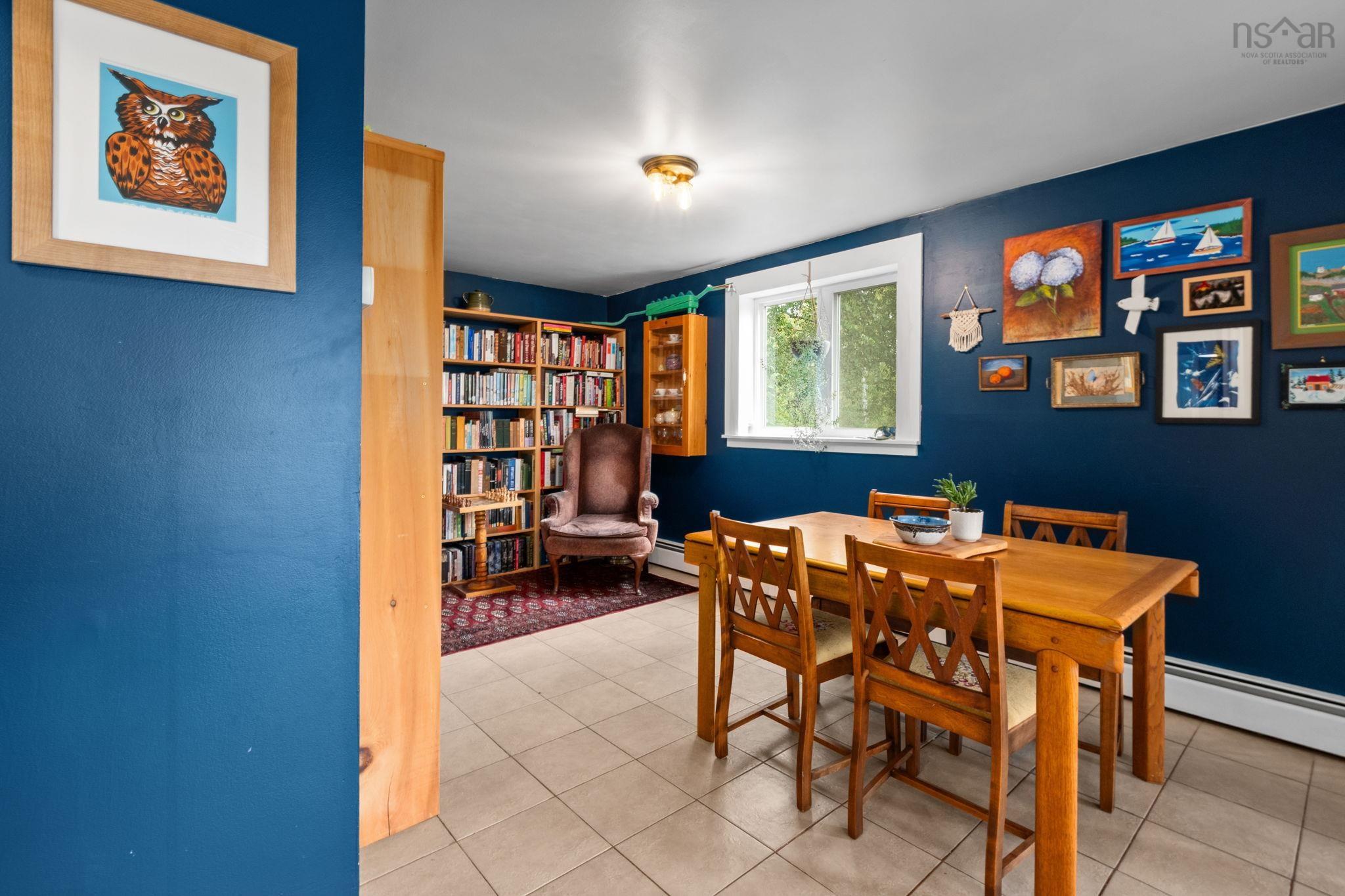 $449,900.00: 162 Lakewood Dr, Brooklyn