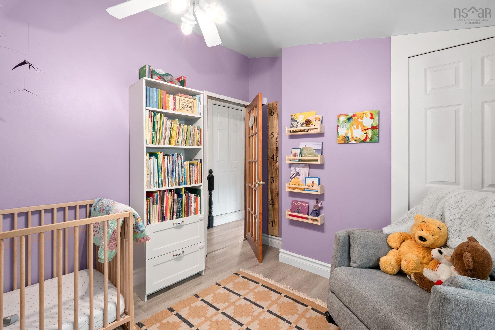 $449,900.00: 162 Lakewood Dr, Brooklyn