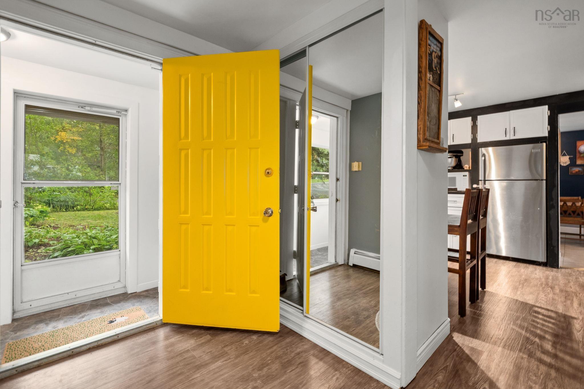 $449,900.00: 162 Lakewood Dr, Brooklyn