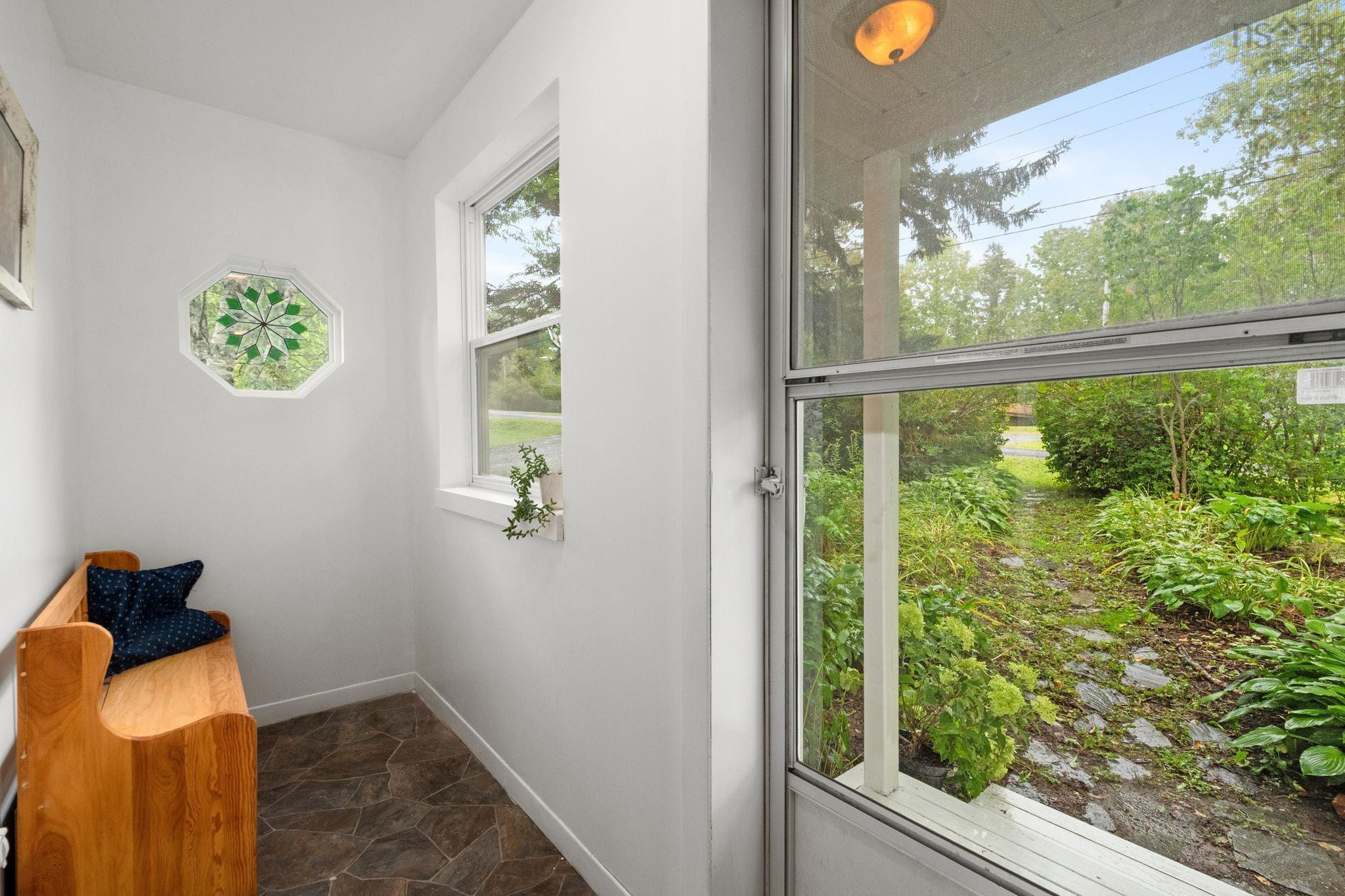 $449,900.00: 162 Lakewood Dr, Brooklyn